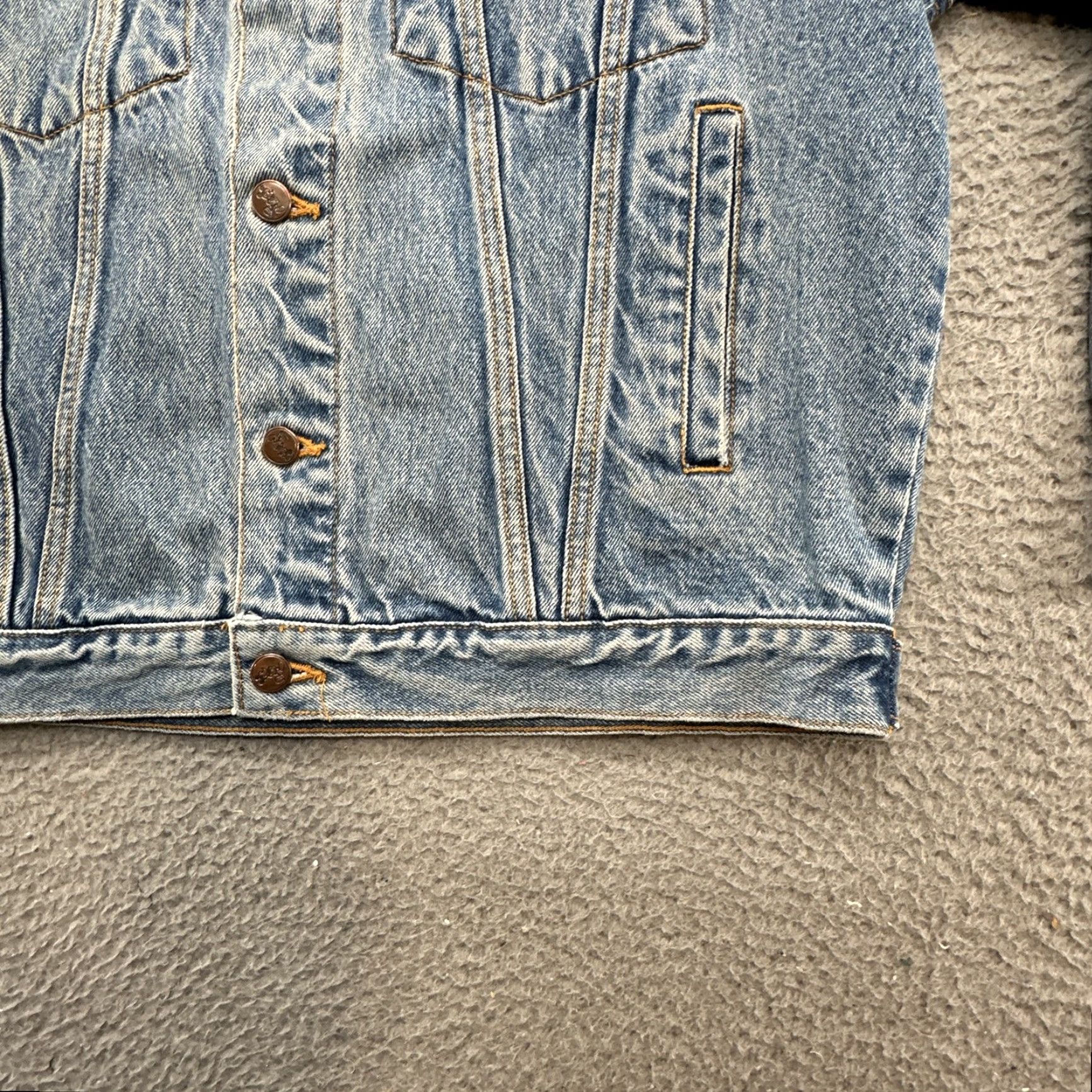Disney VINTAGE Mickey Mouse Embroidered Denim Trucker Jacket Mens Medium Blue 90s USA Disney Inc. Jacket Size US M / EU 48-50 / 2 - 6 Thumbnail