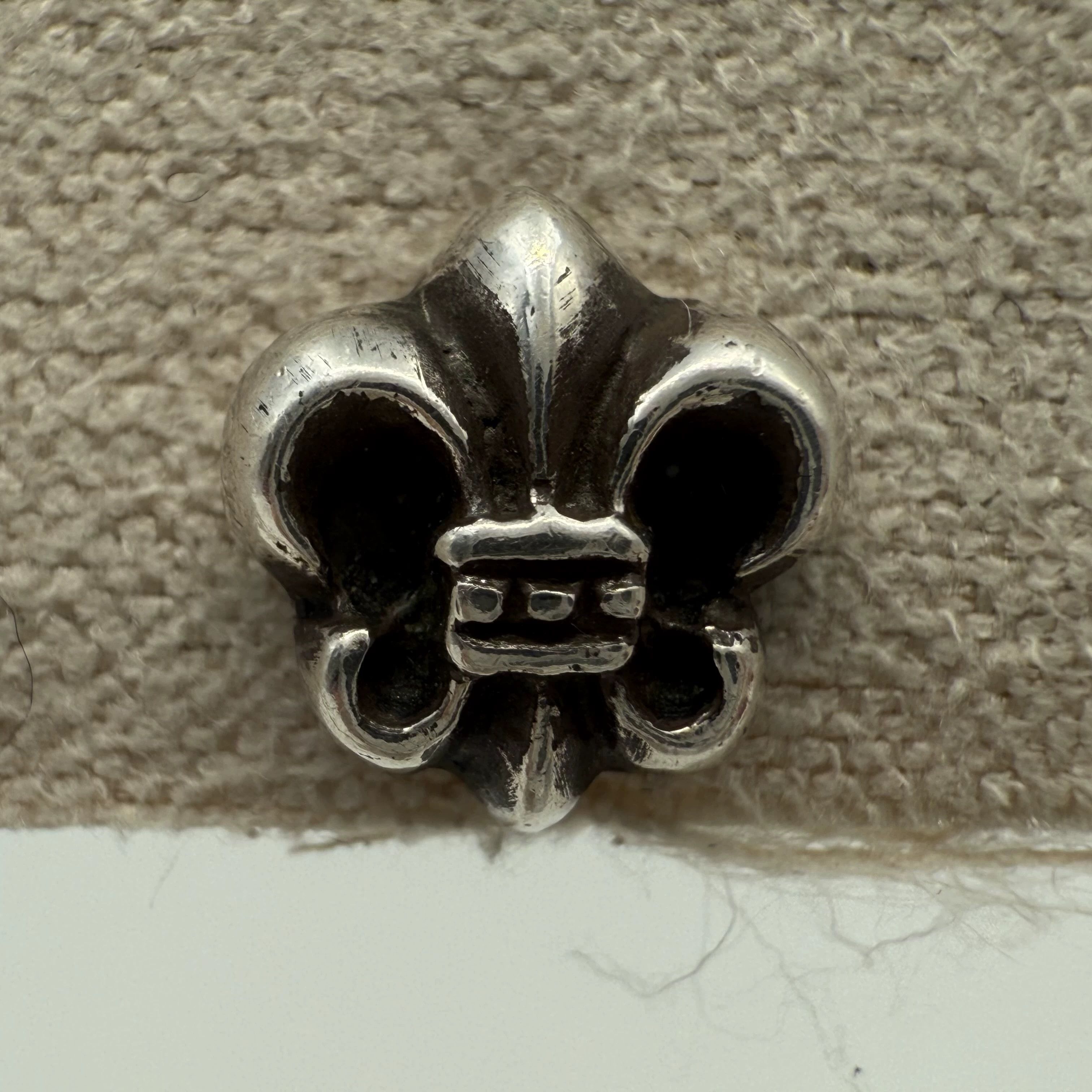 Chrome Hearts Chrome Hearts ScoutFloral Earrings 99 New No Backs Size ONE SIZE - 2 Thumbnail