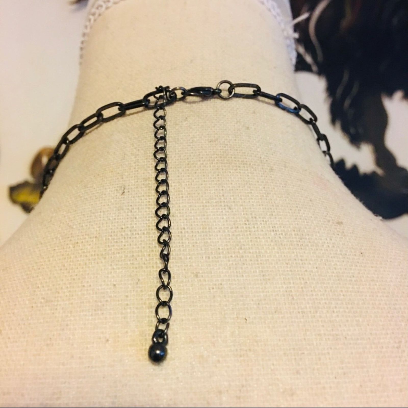 Jewelry Black chrome chain link silk rose pearl necklace Size ONE SIZE - 5 Thumbnail