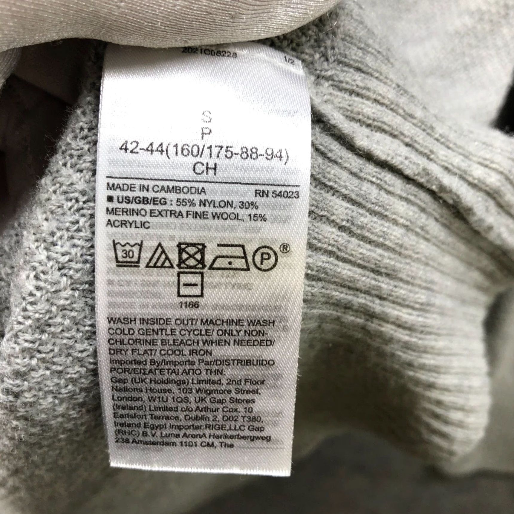 Gap VINTAGE? No. Gap Merino Wool Blend Sweater Womens S Gray V-Neck Tunic Relaxed Textured Size S / US 4 / IT 40 - 6 Thumbnail