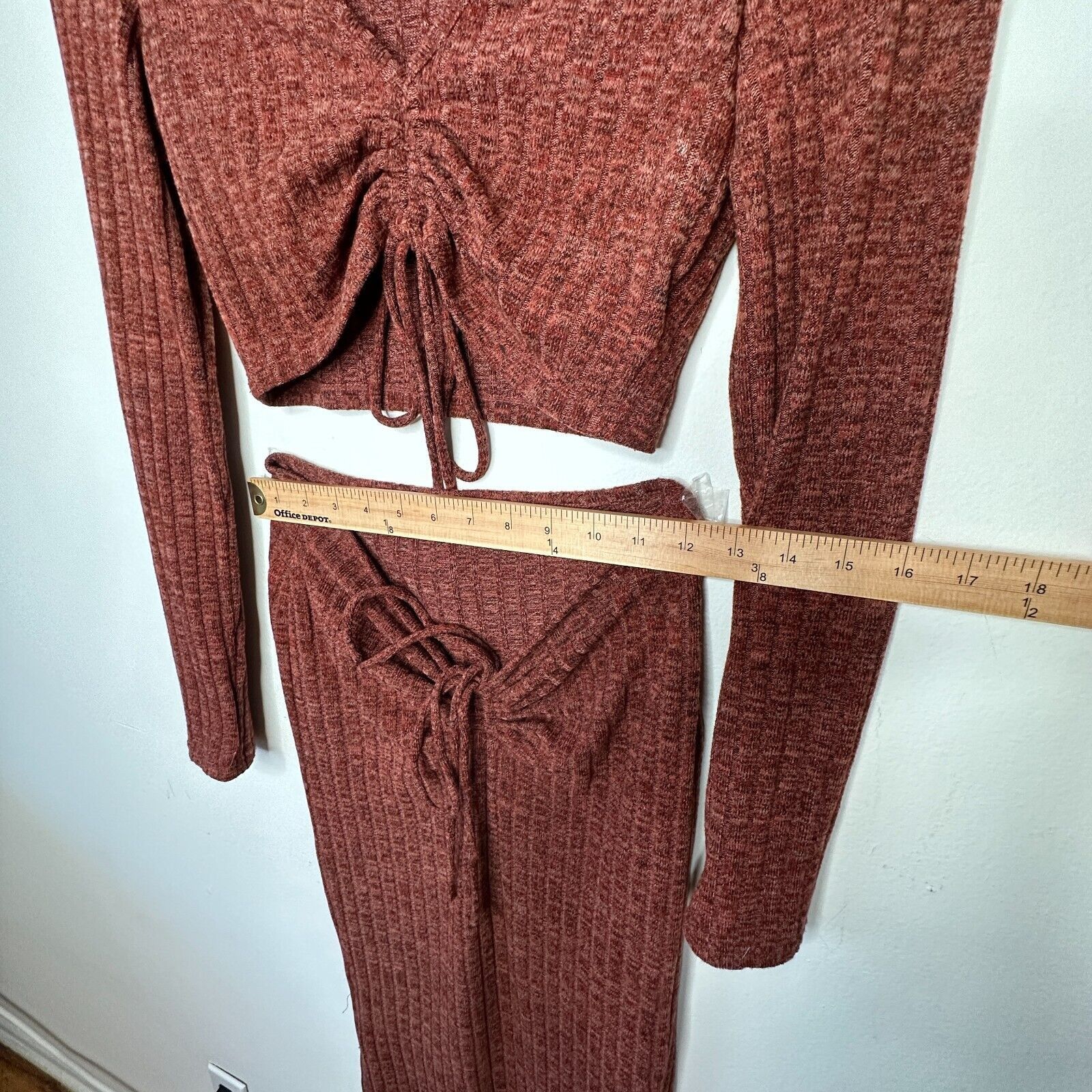 Other Beige Botany Rust 2-Piece Rib Knit Skirt + VNeck Top M Size M / US 6-8 / IT 42-44 - 14 Thumbnail