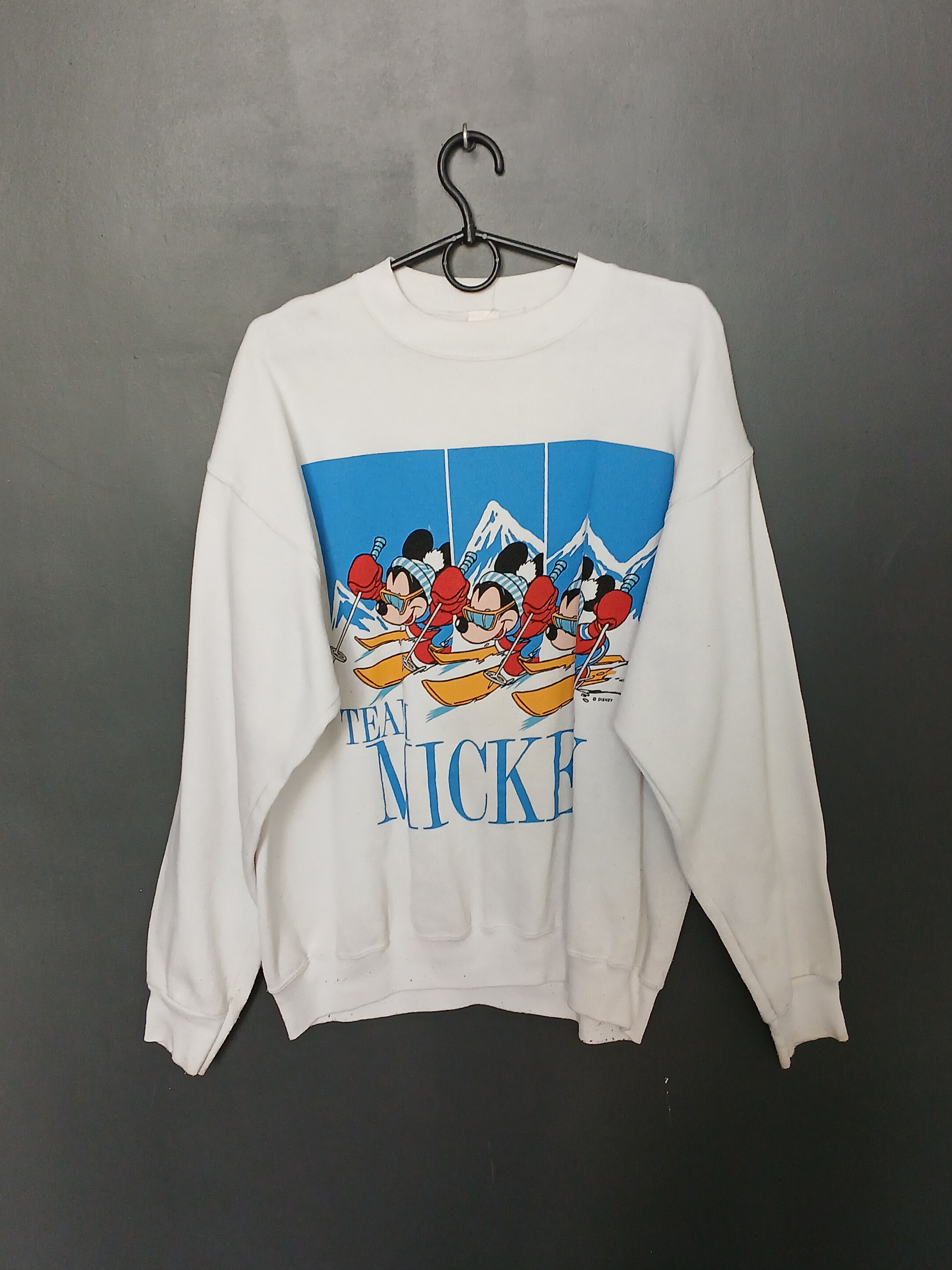 Disney × Vintage Vintage Disney Mickey Mouse Sweatshirt Size US L / EU 52-54 / 3 - 1 Thumbnail