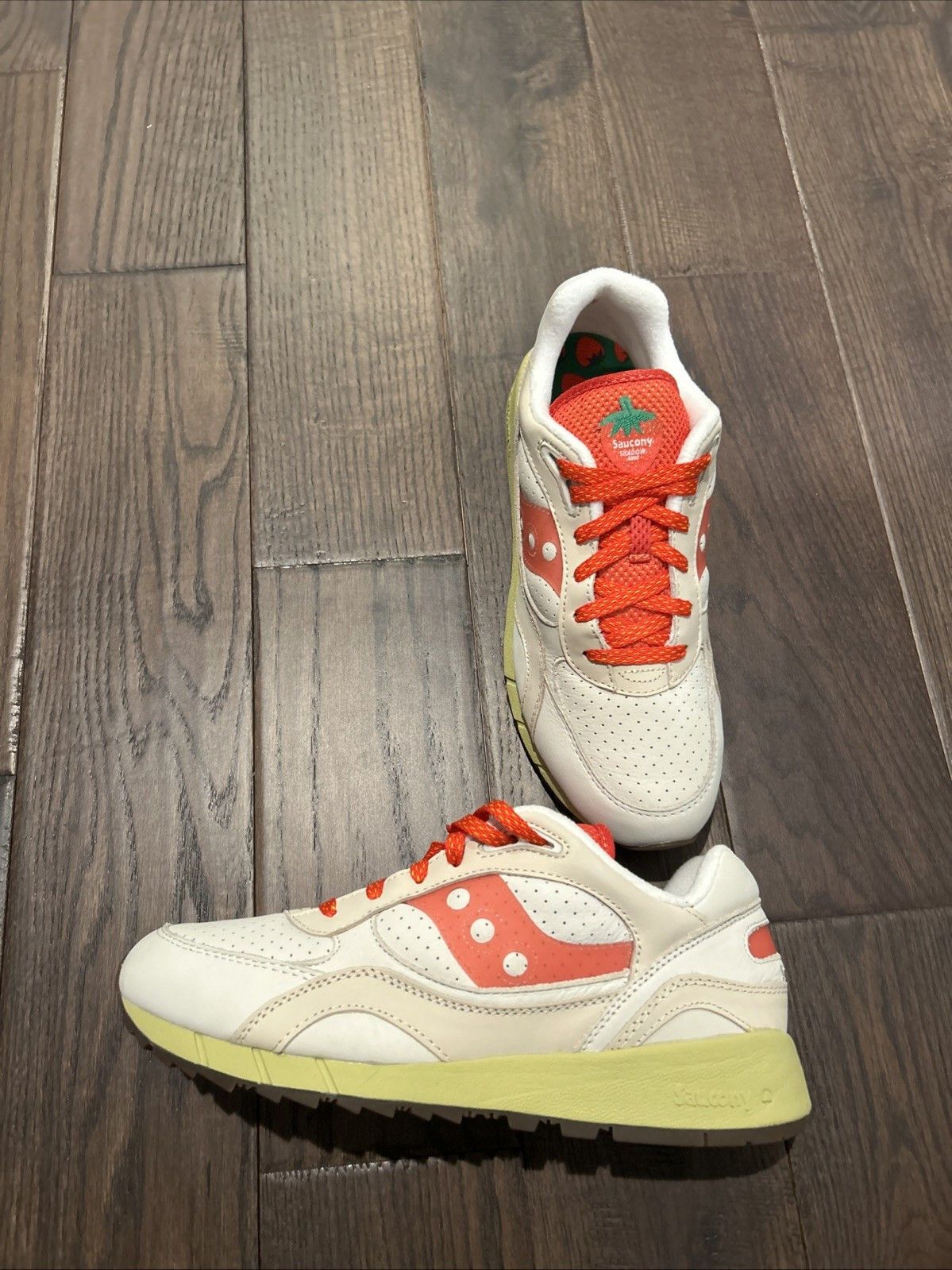 Saucony Saucony Shadow 6000 Strawberry Cheesecake Sneakers Size US 11.5 / EU 44-45 - 1 Thumbnail