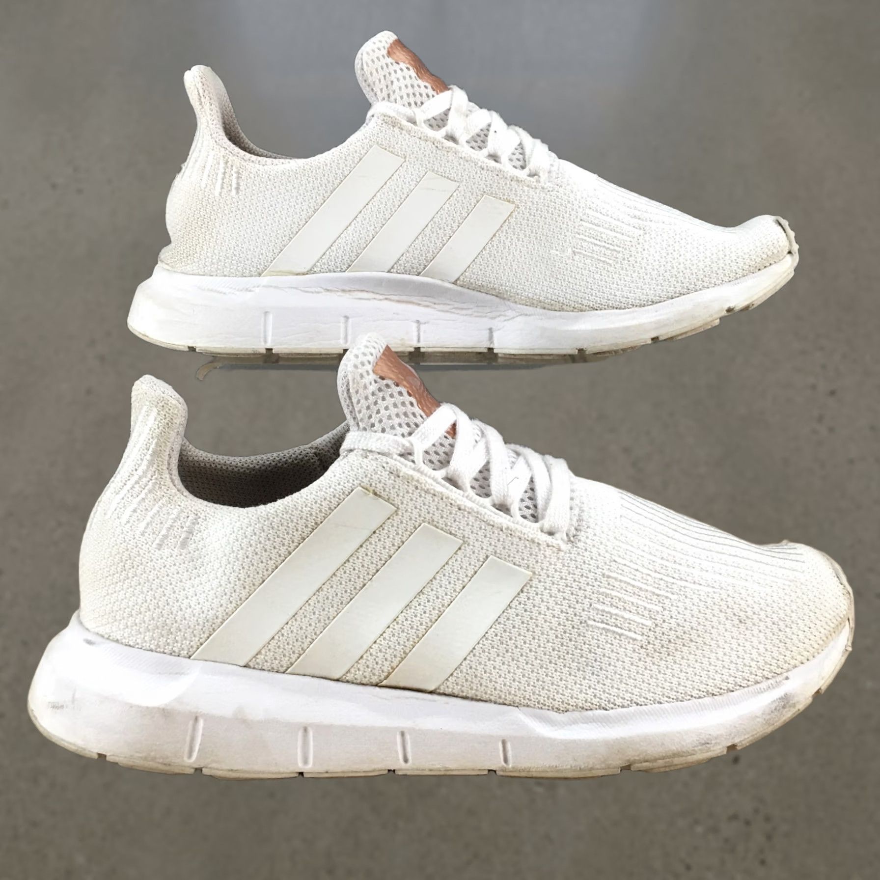 Adidas Adidas Swift Run X Womens Sneakers 8 White Knit Athletic Running Lightweight Size US 8 / IT 38 - 1 Thumbnail