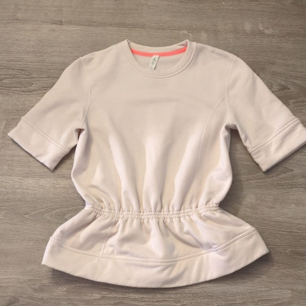 Lululemon Lululemon Peplum PulloverNeutral Blush Size 4 Size S / US 4 / IT 40 - 1 Thumbnail