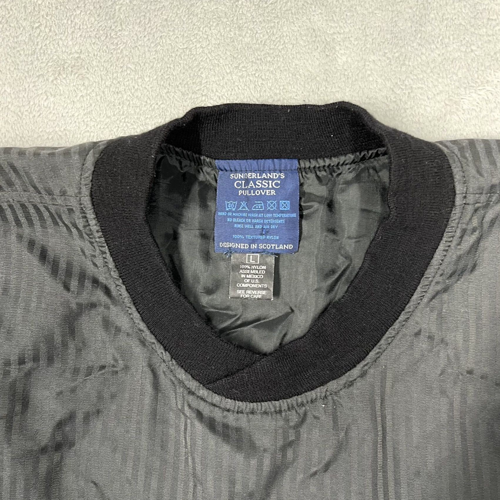 Vintage Sunderlands Mens Classic Pullover Crewneck Sweater Size Large Striped Black Gray Size US L / EU 52-54 / 3 - 6 Thumbnail
