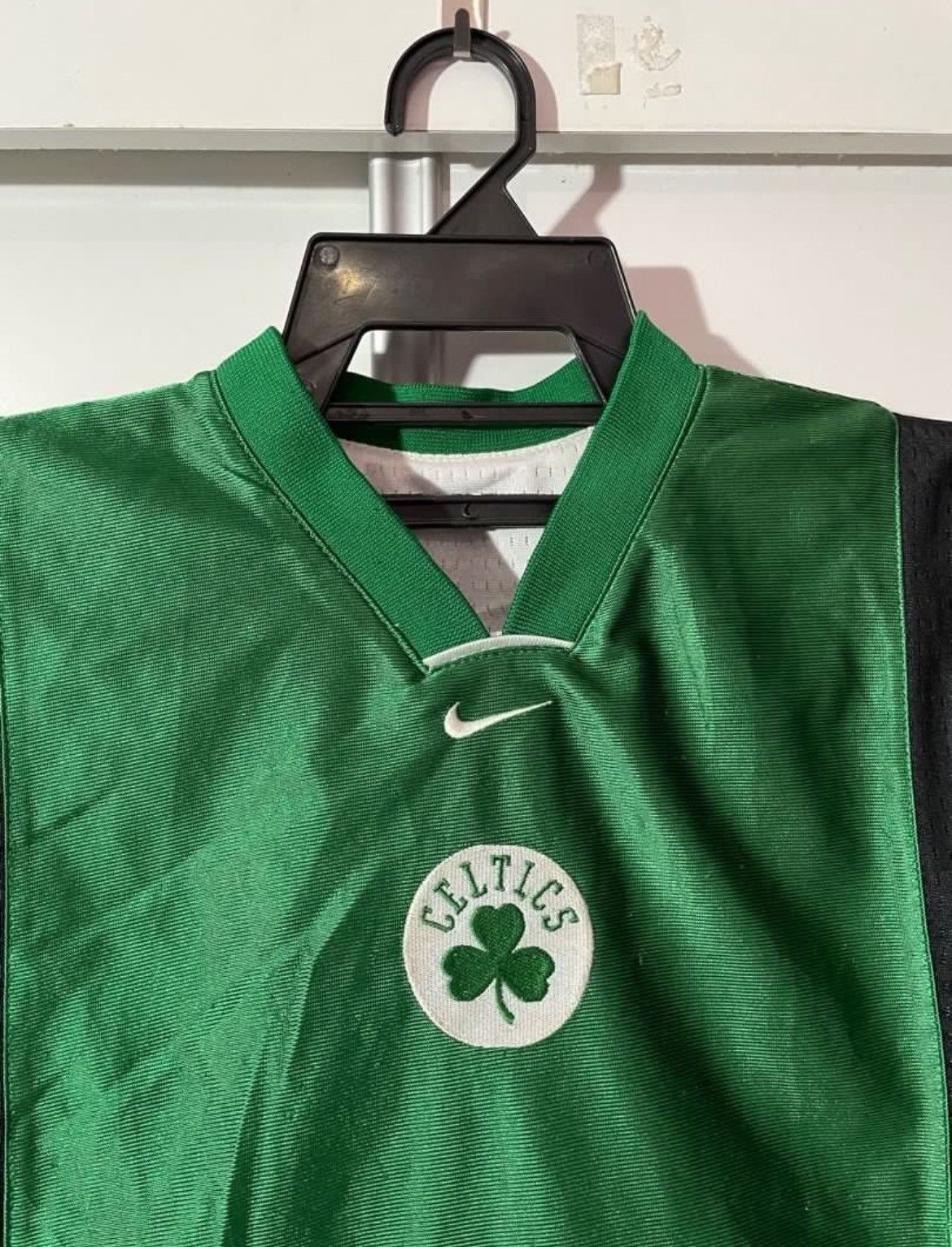 Nike × Vintage Vintage Nike Celtics REVERSIBLE Tank top jersey NBA BASKET Size US XXS / EU 40 - 4 Thumbnail