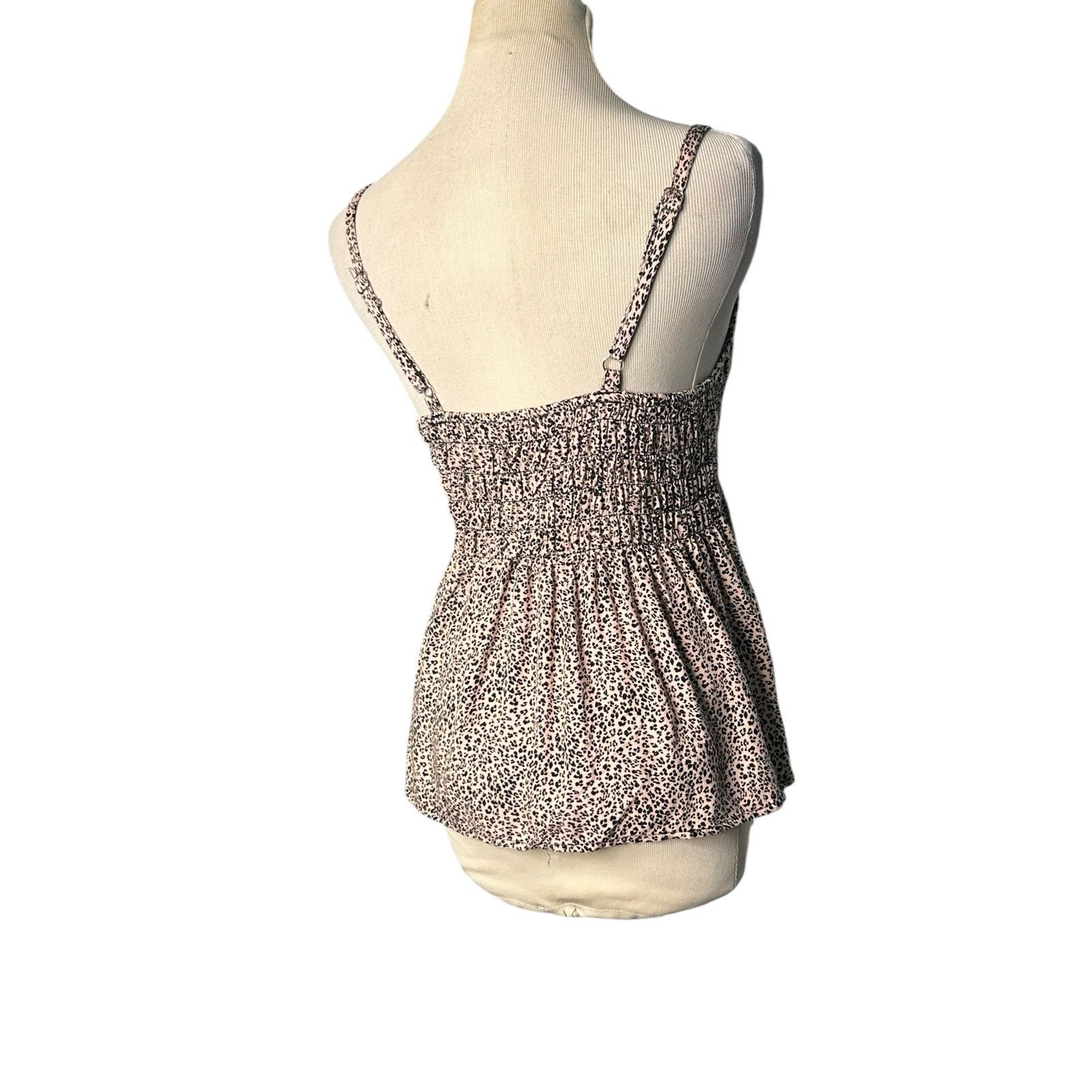 Urban Outfitters Urban Romantics animal print smocked cami top size Medium Size M / US 6-8 / IT 42-44 - 8 Thumbnail