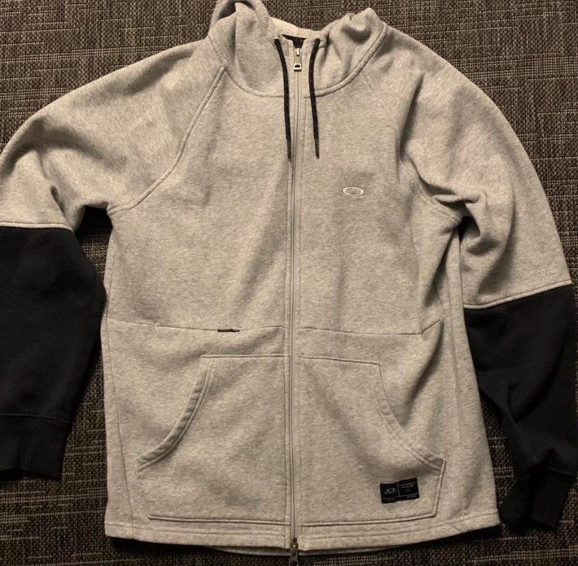 Oakley Gray Oakley Sweatshirt Size US S / EU 44-46 / 1 - 1 Thumbnail