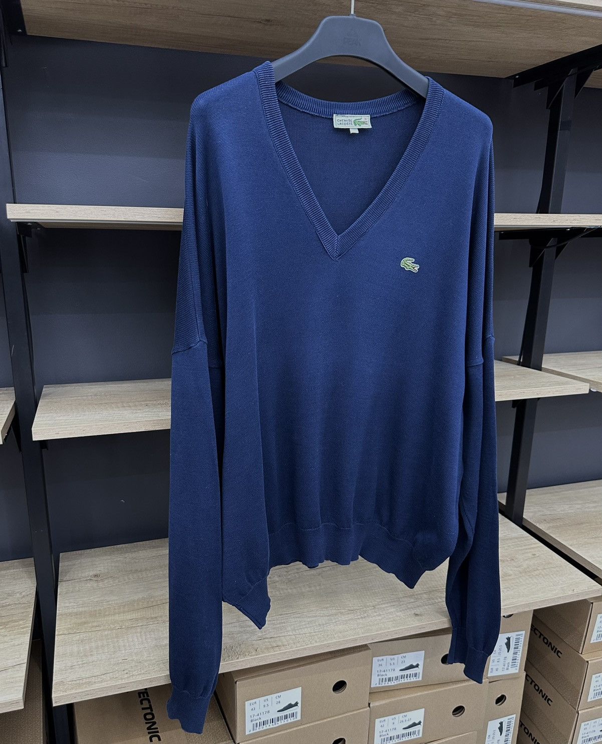 Lacoste 90S Vintage Lacoste Blue V Neck Sweater Jumper Old Money Size US XL / EU 56 / 4 - 4 Thumbnail