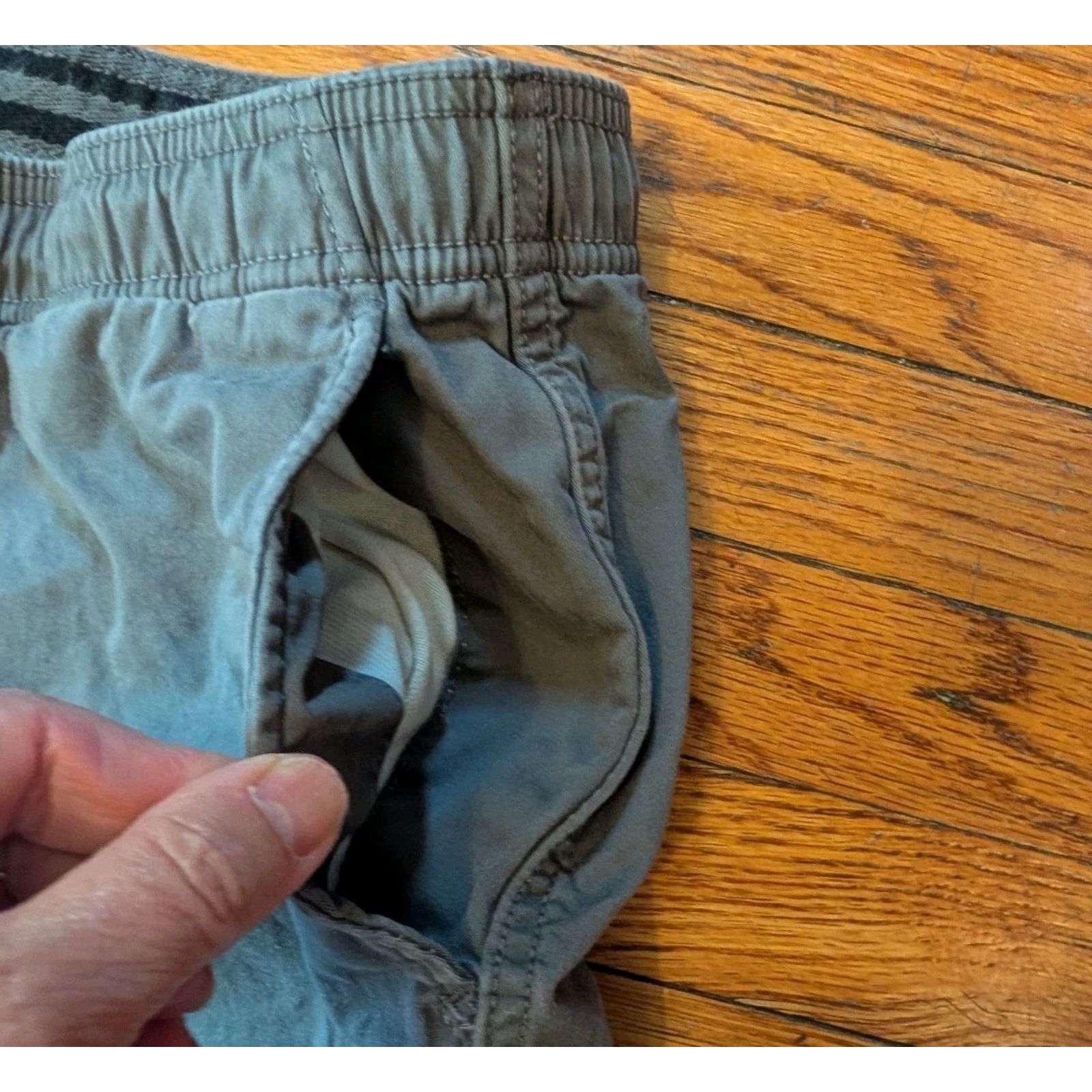 Gap GAP Shorts Men's Large Pockets Gray Size US 34 / EU 50 - 3 Thumbnail