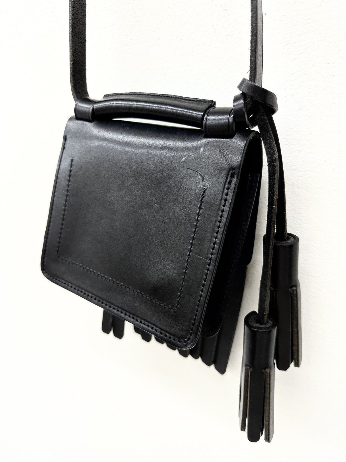 Acne Studios ACNE STUDIOS FRINGE COWBOY STYLE CROSSBODY BAG Size ONE SIZE - 9 Thumbnail