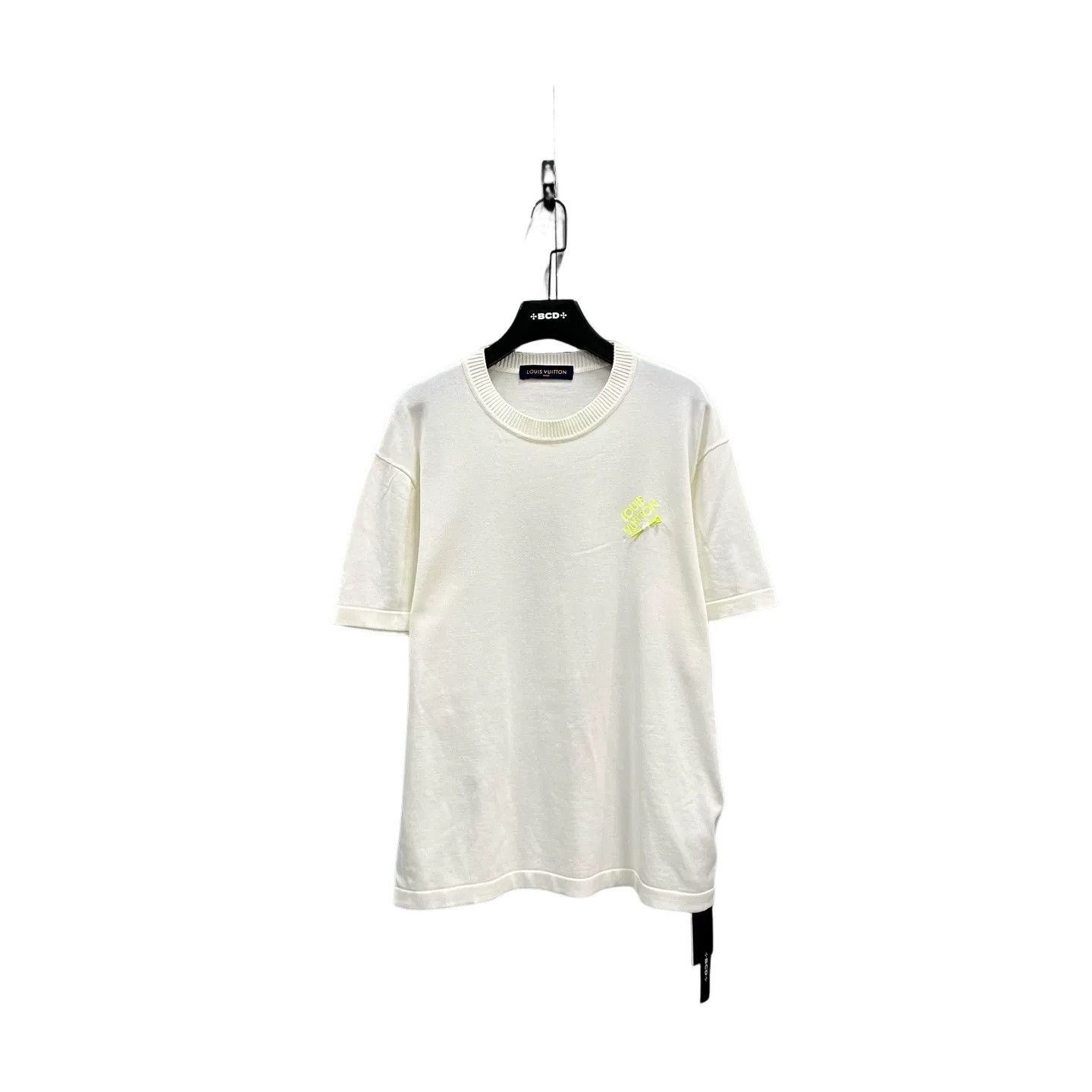 Louis Vuitton Louis Vuitton Pin Logo T-Shirt L Size US L / EU 52-54 / 3 - 1 Thumbnail
