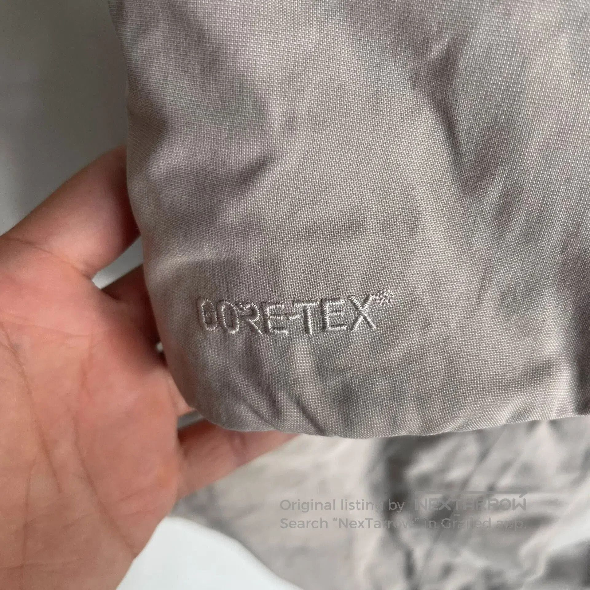 Arc'teryx Arcteryx Women's Centrale Parka Jacket. Size M / US 6-8 / IT 42-44 - 3 Thumbnail
