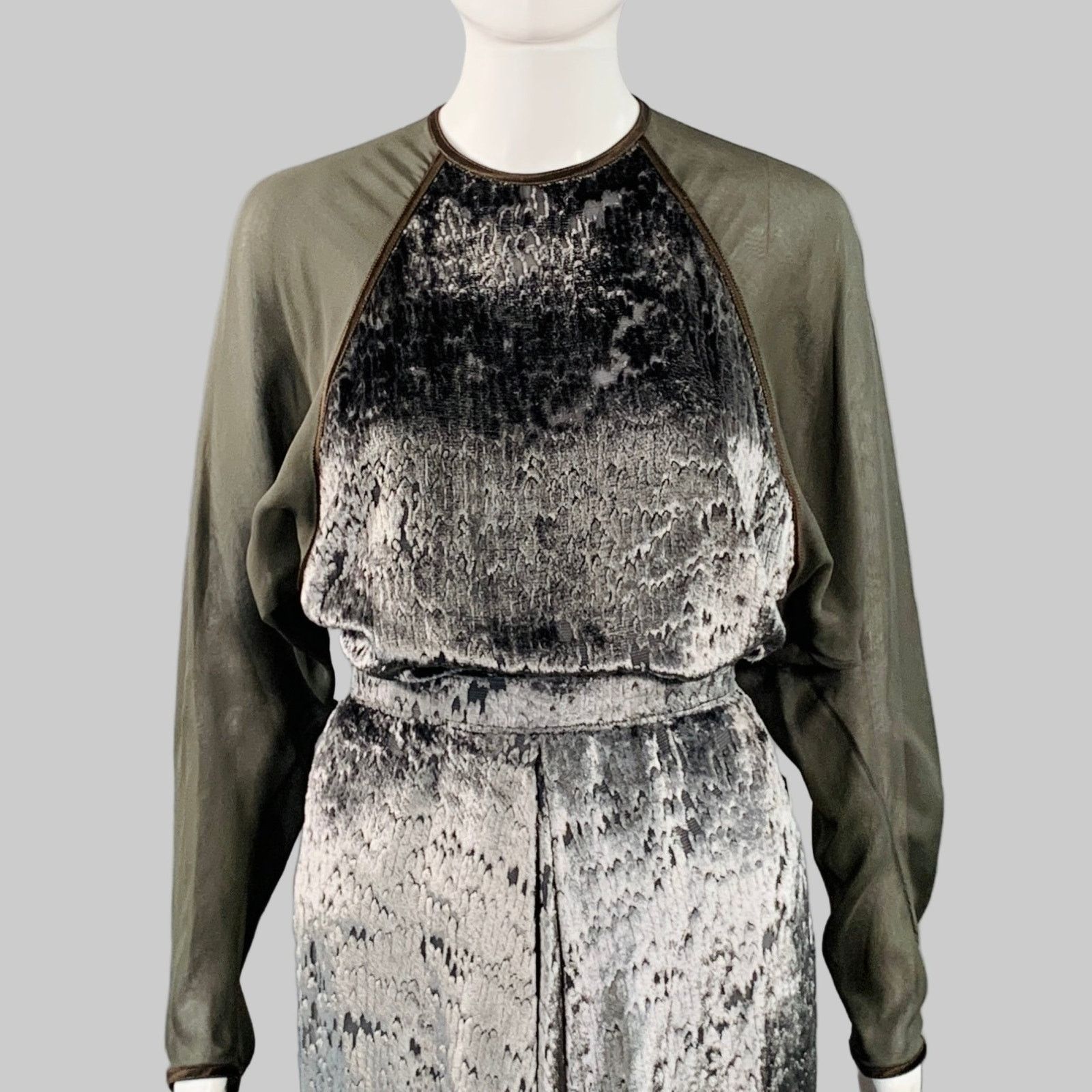 Geoffrey Beene GEOFFREY BEENE Grey Green Brown Silk Velvet Top Skirt Set Size 28" / US 6 / IT 42 - 2 Thumbnail