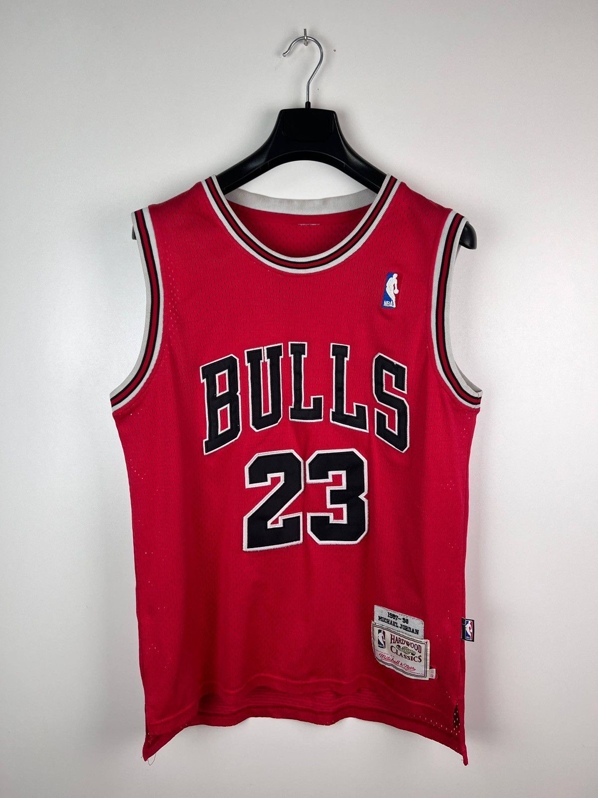 Jordan Brand Chicago Bulls Jordan 23 t-shirts size M Size US M / EU 48-50 / 2 - 1 Thumbnail