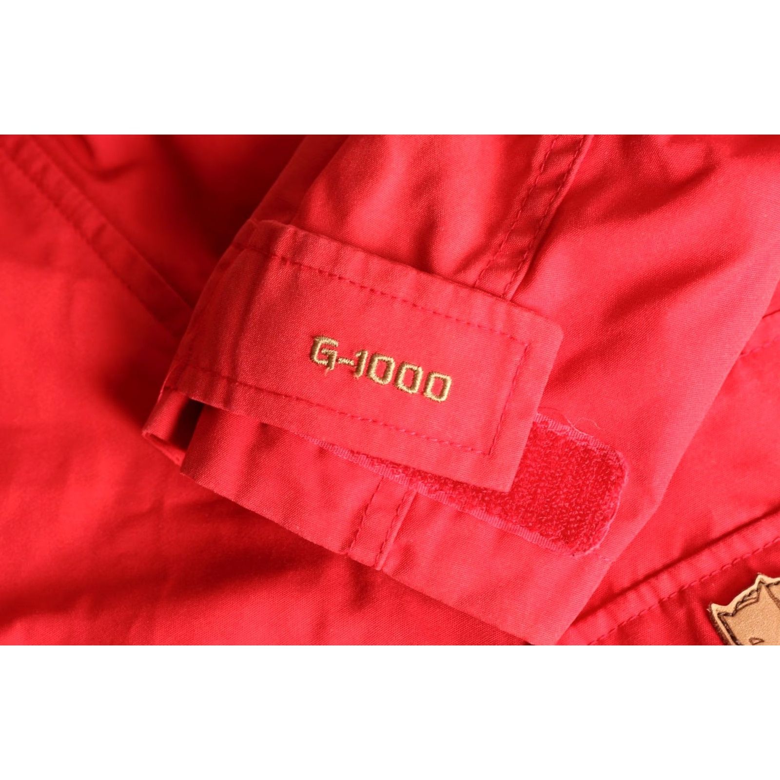 Vintage FJÄLLRÄVEN G-1000 Gutulia Anorak Jacket Men Size S Fur Hooded MJ6080 Jacket Size US S / EU 44-46 / 1 - 6 Thumbnail
