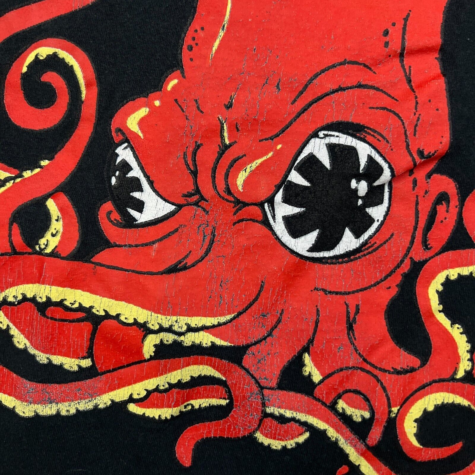 Band Tees × Vintage 2023 Red Hot Chili Peppers T Shirt 3XL Fire Squid Band Tee Size US XXL / EU 58 / 5 - 4 Thumbnail