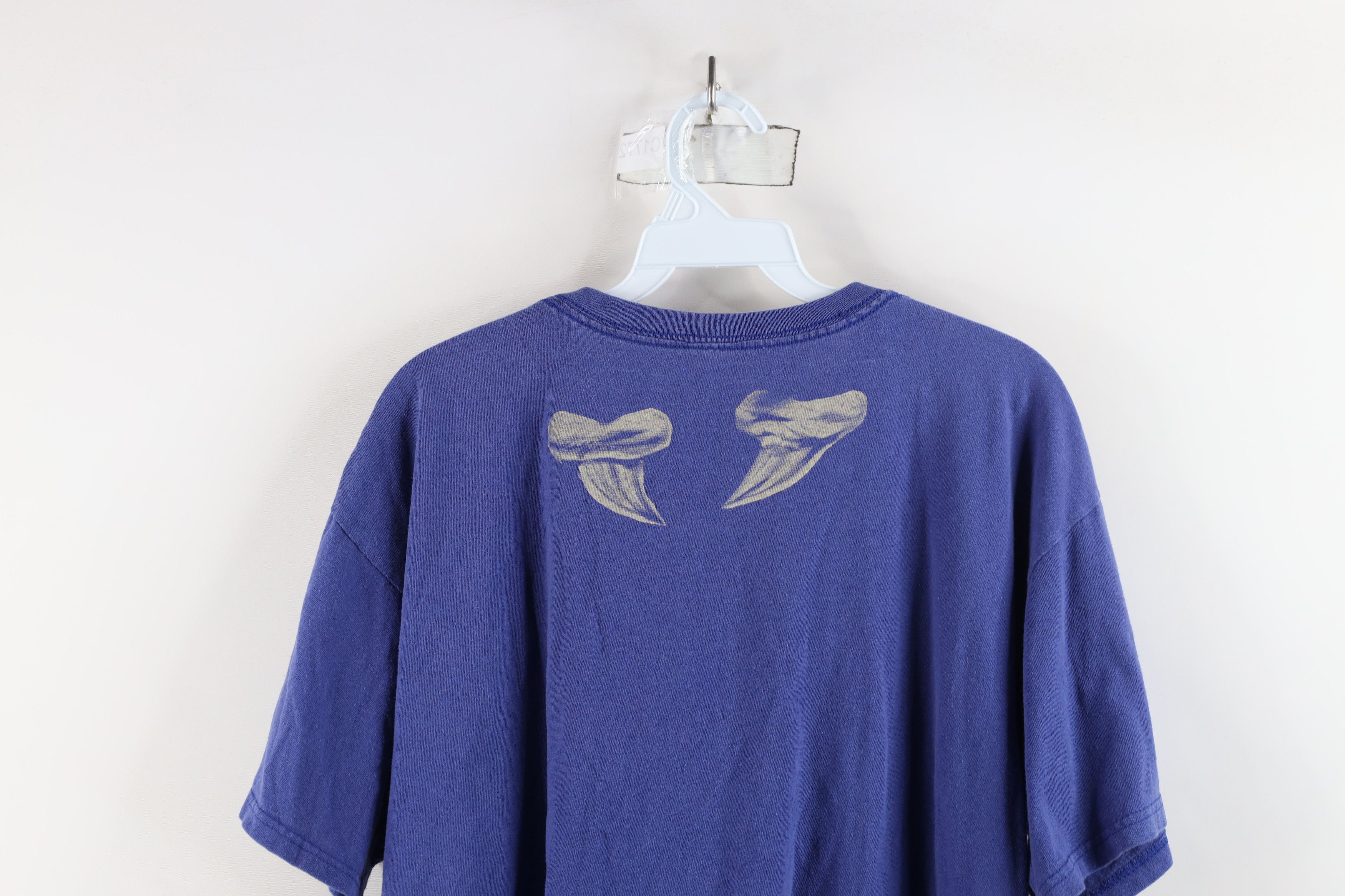 Vintage Vintage 90s Spell Englewood Beach Shark Tooth T-Shirt Blue Size US L / EU 52-54 / 3 - 12 Thumbnail