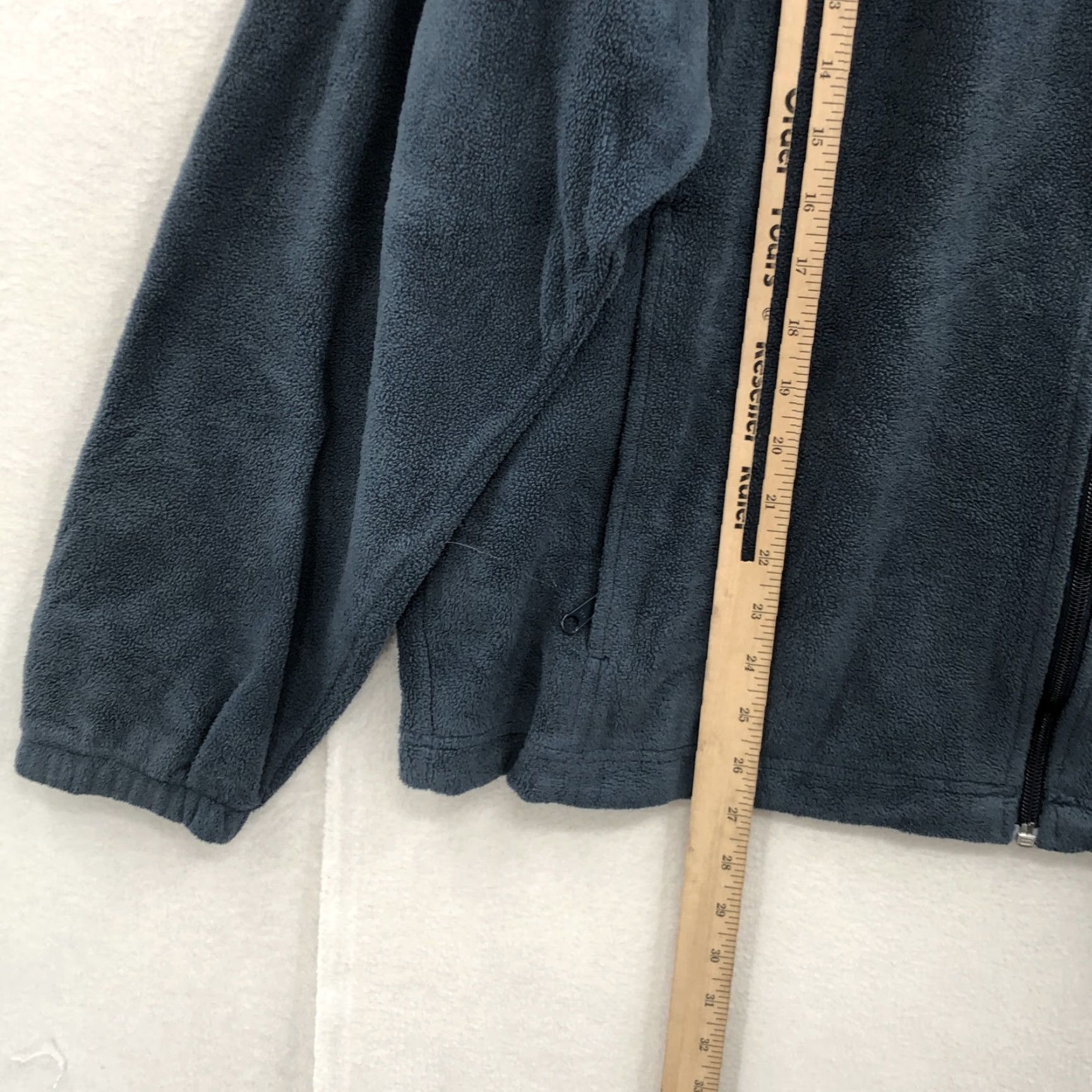 Vintage Columbia Mens Grey Long Sleeve Full Zip Fleece Pockets Casual Jacket Size L Size L / US 10 / IT 46 - 3 Thumbnail