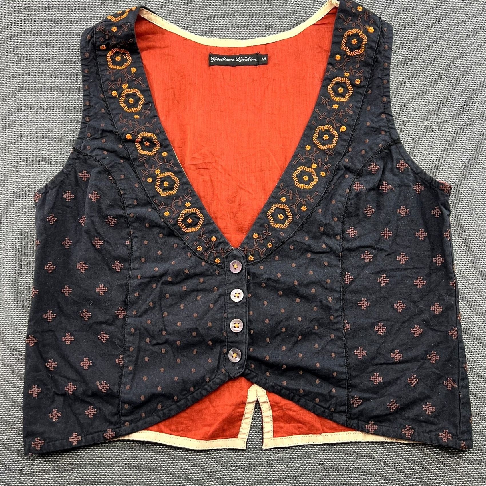Vintage VINTAGE Gudrun Sjoden Womens Vest Medium Embroidered Cotton Gilet Buttons Cardigan Size M / US 6-8 / IT 42-44 - 2 Thumbnail