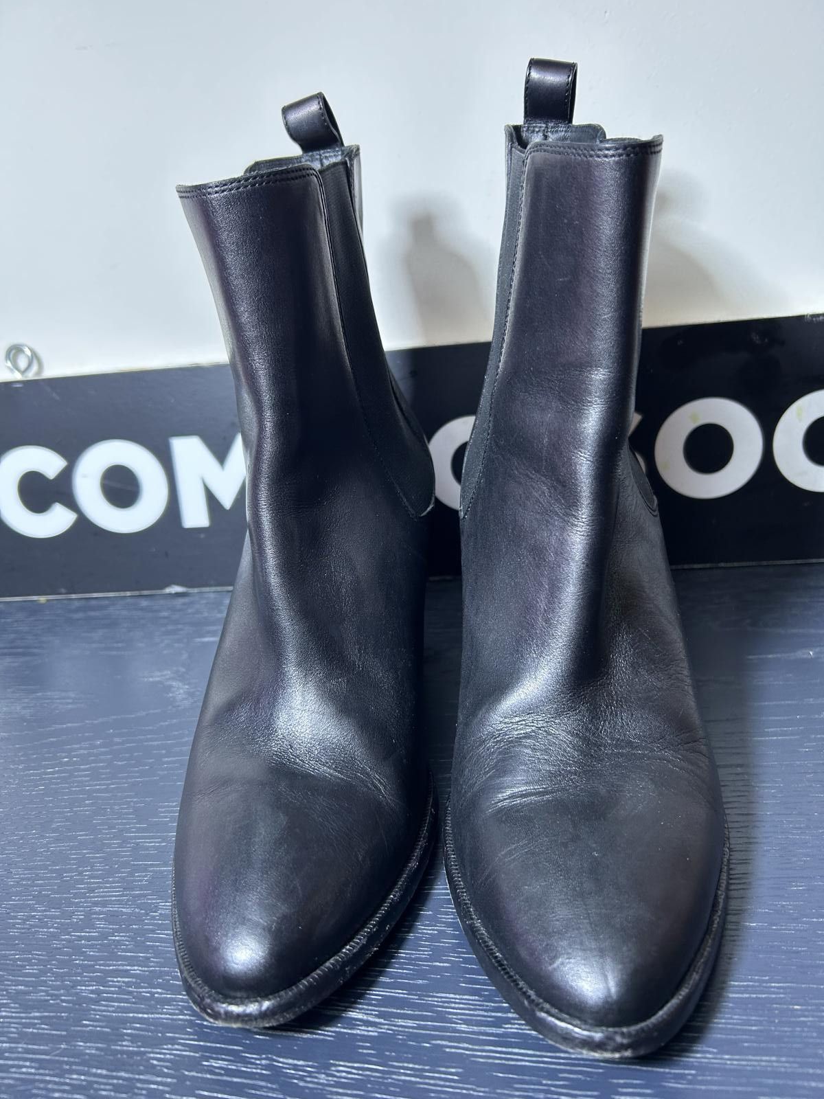 Burberry Burberry Black Leather Glendale 75 Equestrian Ankle Boots Size US 9 / IT 39 - 2 Thumbnail