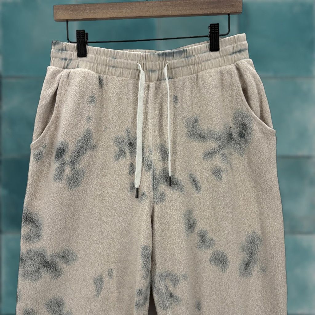Vintage Feat Clothing Pants Womens S Beige Gray Sherpa Fleece Joggers Tie Dye Cozy Sweatpants Size 28" / US 6 / IT 42 - 1 Thumbnail