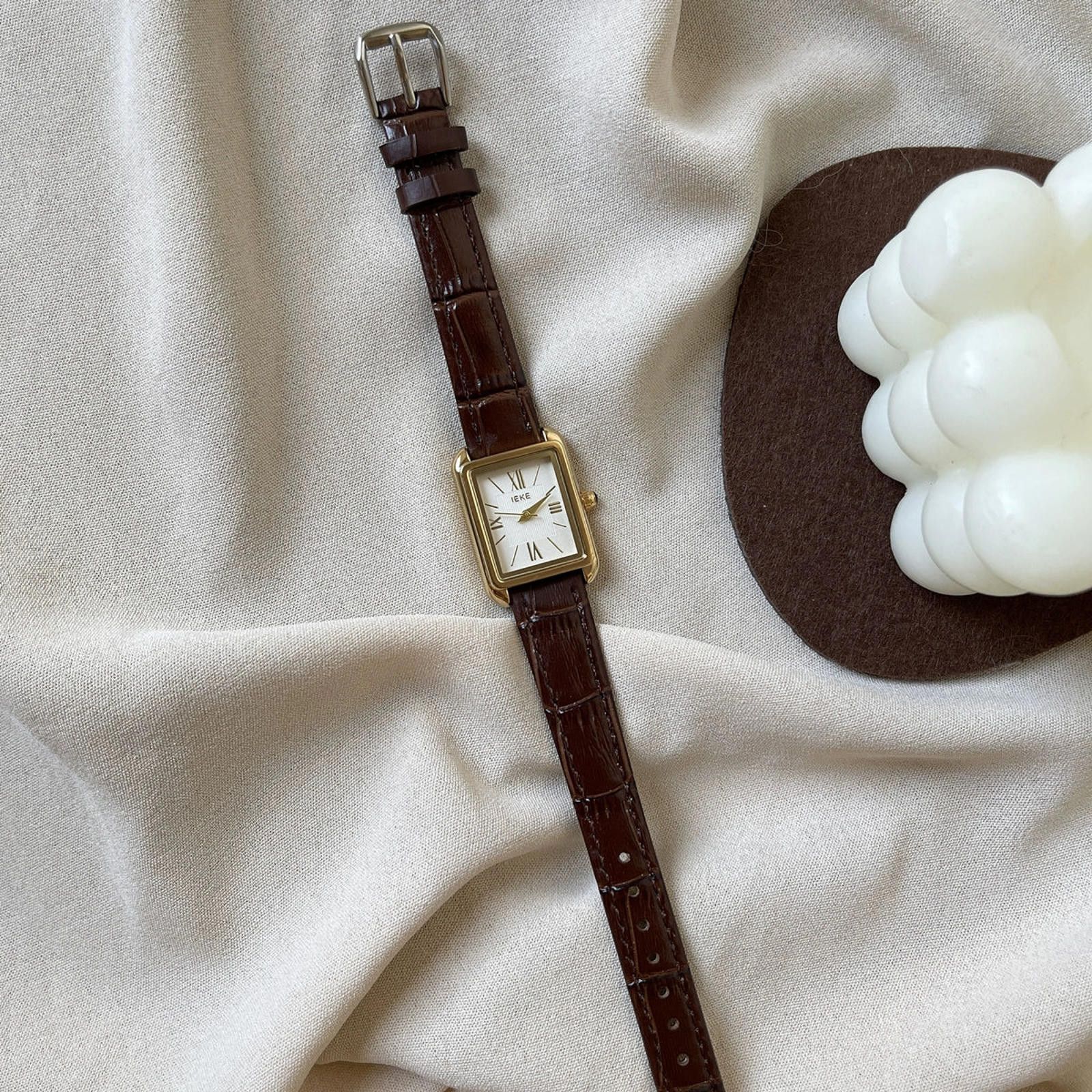 Leather Leather Strap Rectangular Gold Watch, Classic Wristwatch Size ONE SIZE - 8 Thumbnail