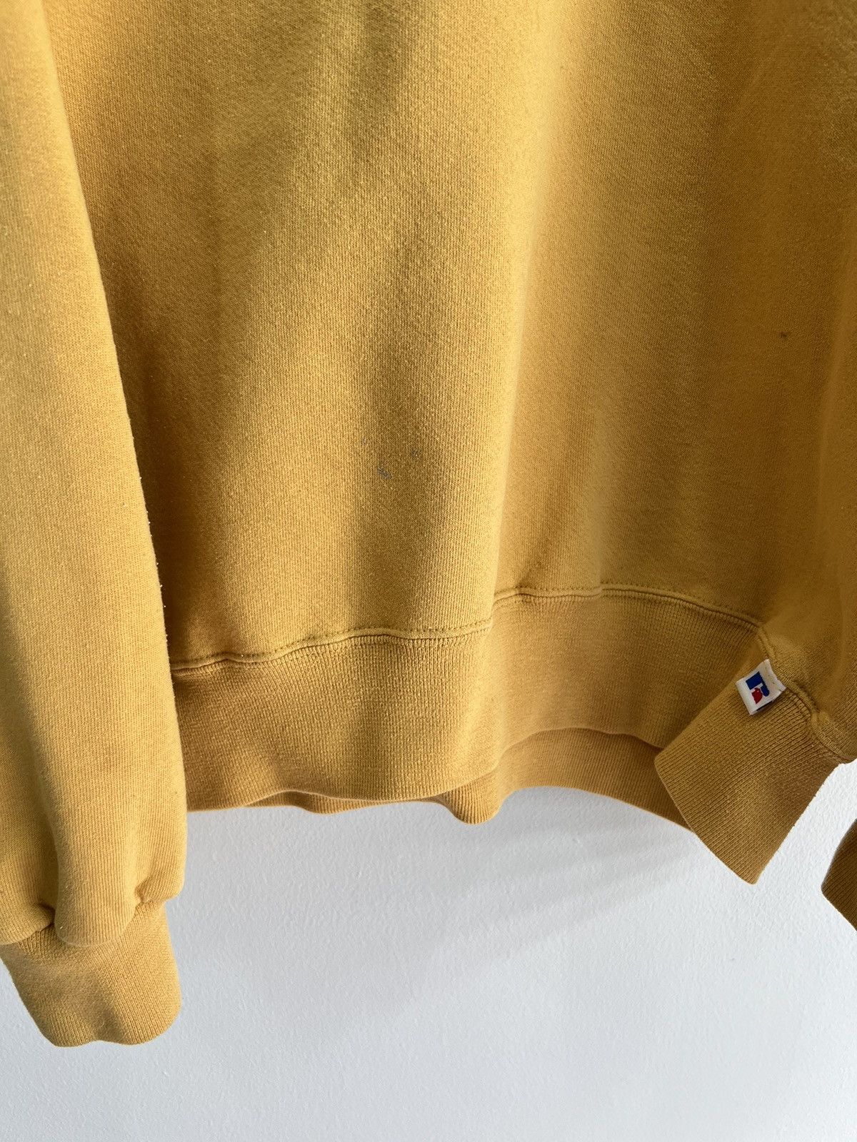 Russell Athletic Vintage 90s Russell Athletic Blank sweater crewneck yellow Size US L / EU 52-54 / 3 - 5 Thumbnail