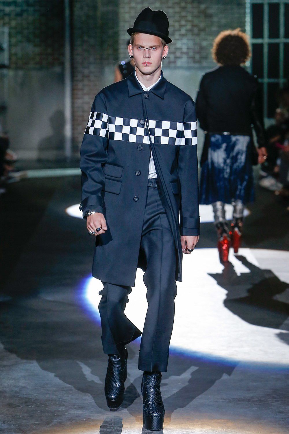 Dsquared2 DSQUARED2 Checkered Black Car Coat Size US L / EU 52-54 / 3 - 2 Thumbnail