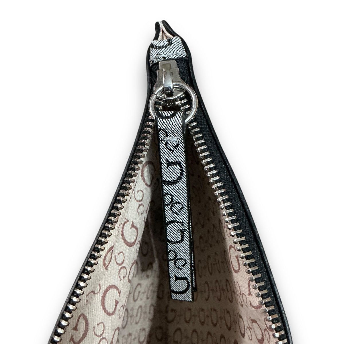 Guess Y2K Vintage Guess Large Black Gray Wristlet Pouch Size ONE SIZE - 7 Thumbnail