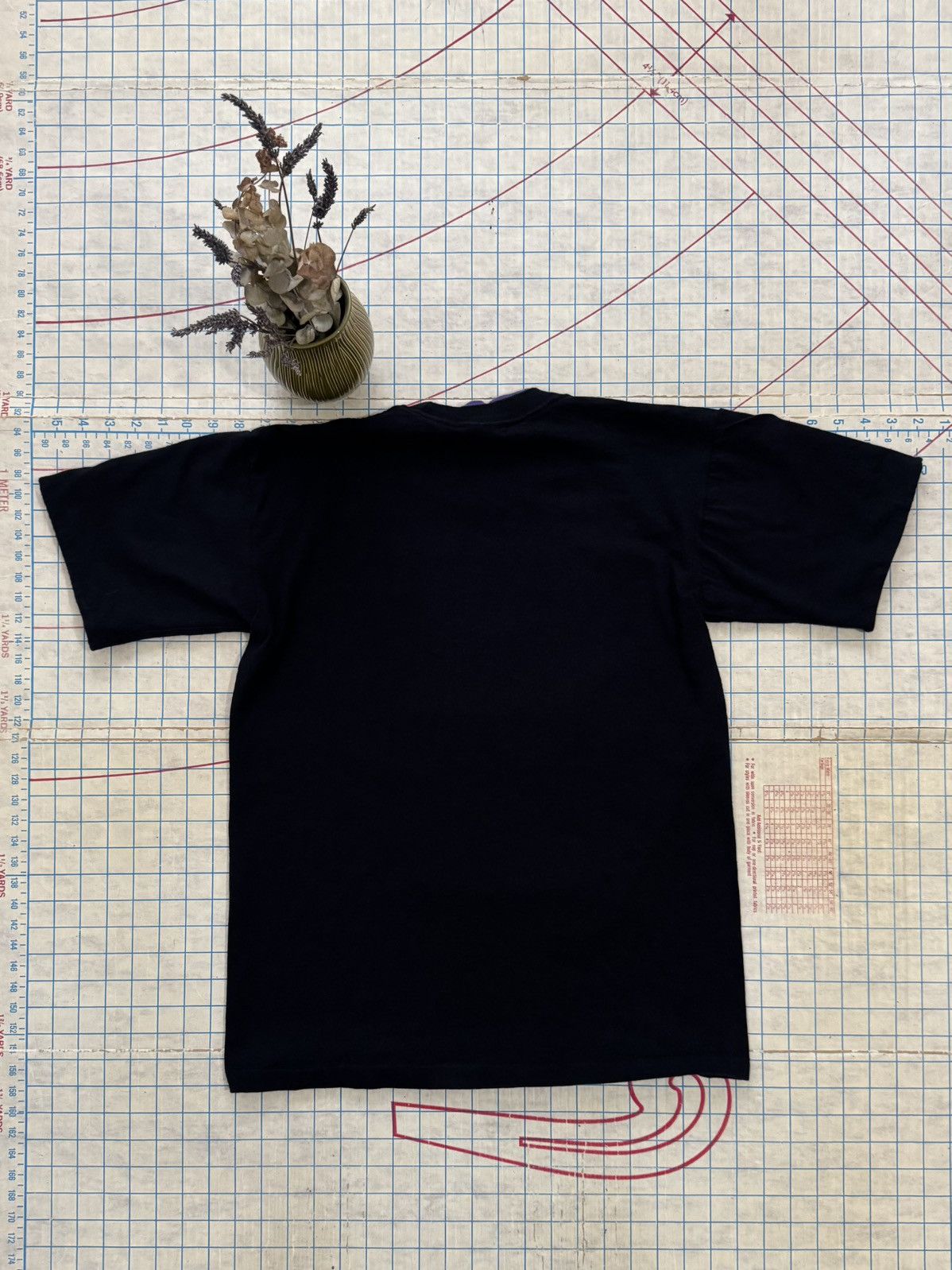 Band Tees × Other × Vintage Vintage Nashville Home Of Country Graphic Tee Mens Size Med Size US M / EU 48-50 / 2 - 8 Thumbnail