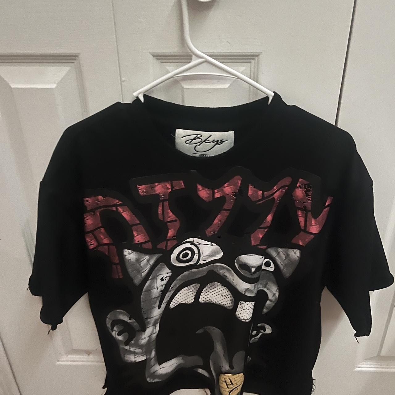 Other Cropped Black Graphic Tee Size US S / EU 44-46 / 1 - 1 Thumbnail