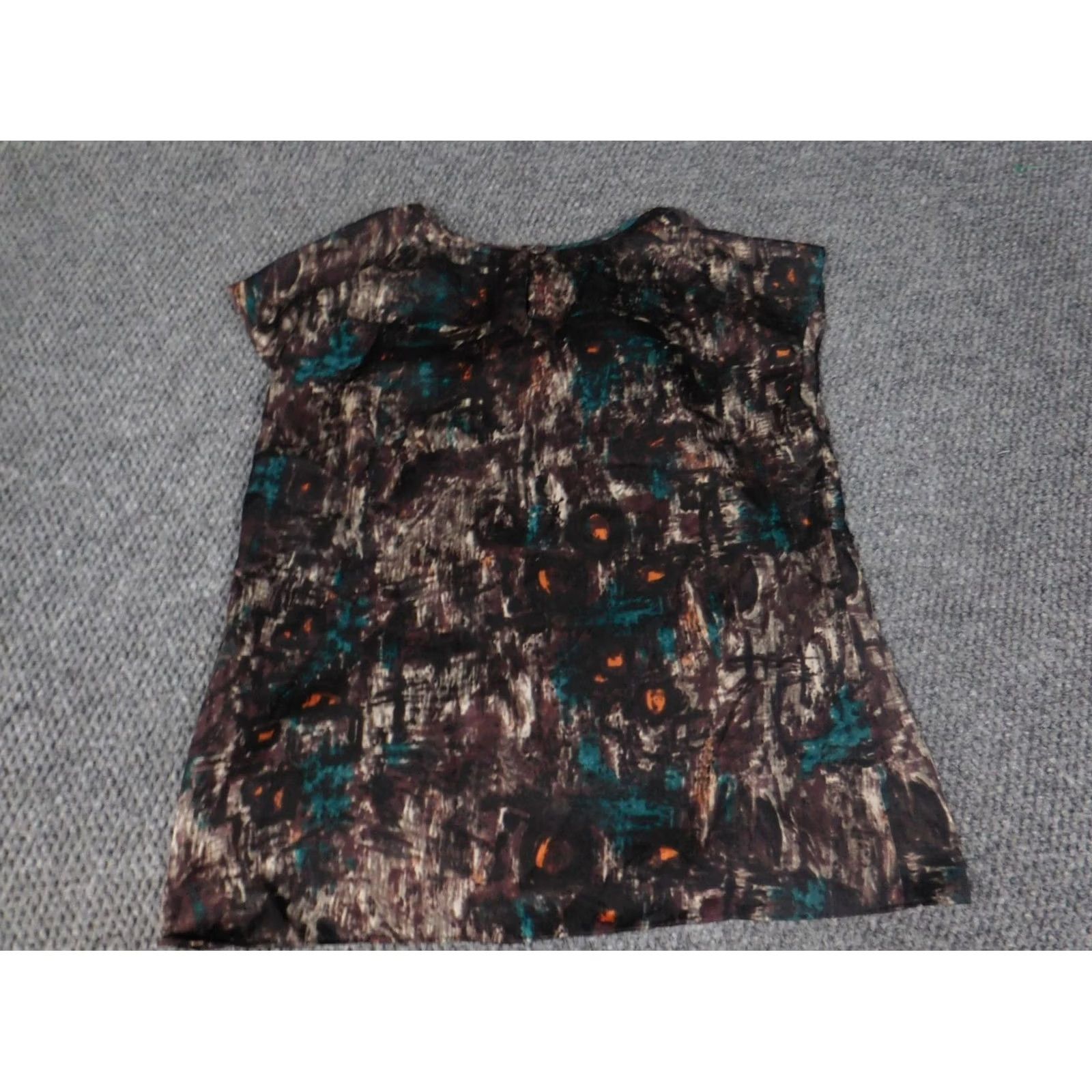 Talbots Talbots Blouse Petite Large Purple Pullover Crew Neck Sleeveless Casual Womens Polyester Rayon Button Classic Stretch Pattern Solid Size L / US 10 / IT 46 - 7 Thumbnail