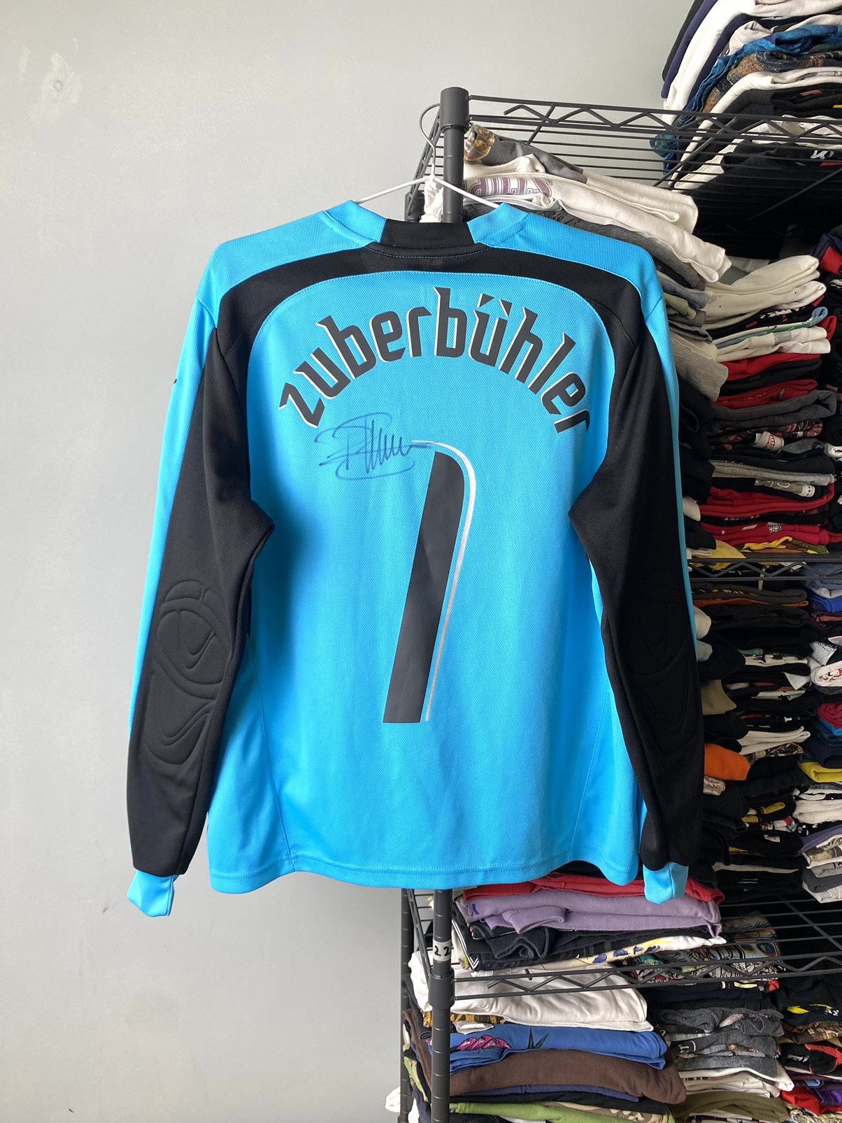 Puma Vintage Puma Zuberbuhler Autograph Signature Longsleeve Size US S / EU 44-46 / 1 - 1 Thumbnail