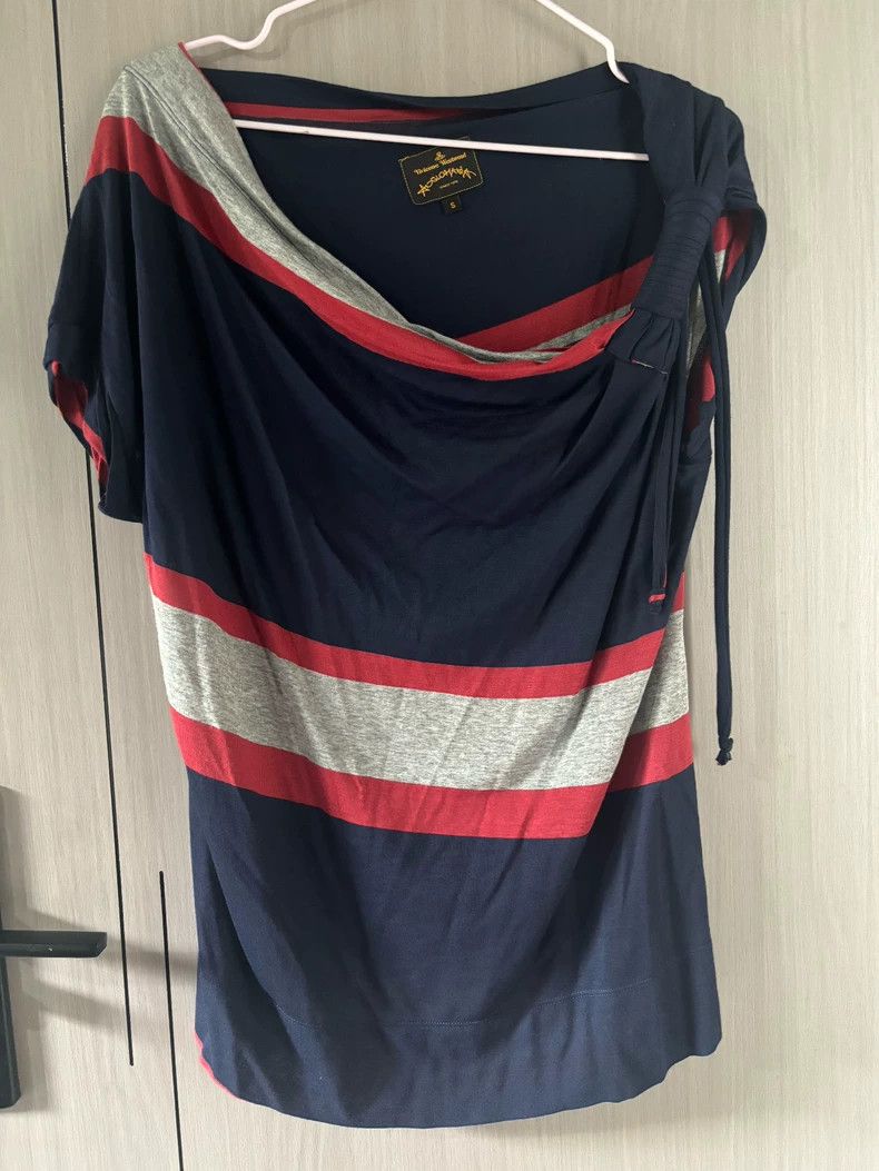 Vivienne Westwood Vivienne Westwood Deformed striped slanted shoulder T-shir Size S / US 4 / IT 40 - 1 Thumbnail