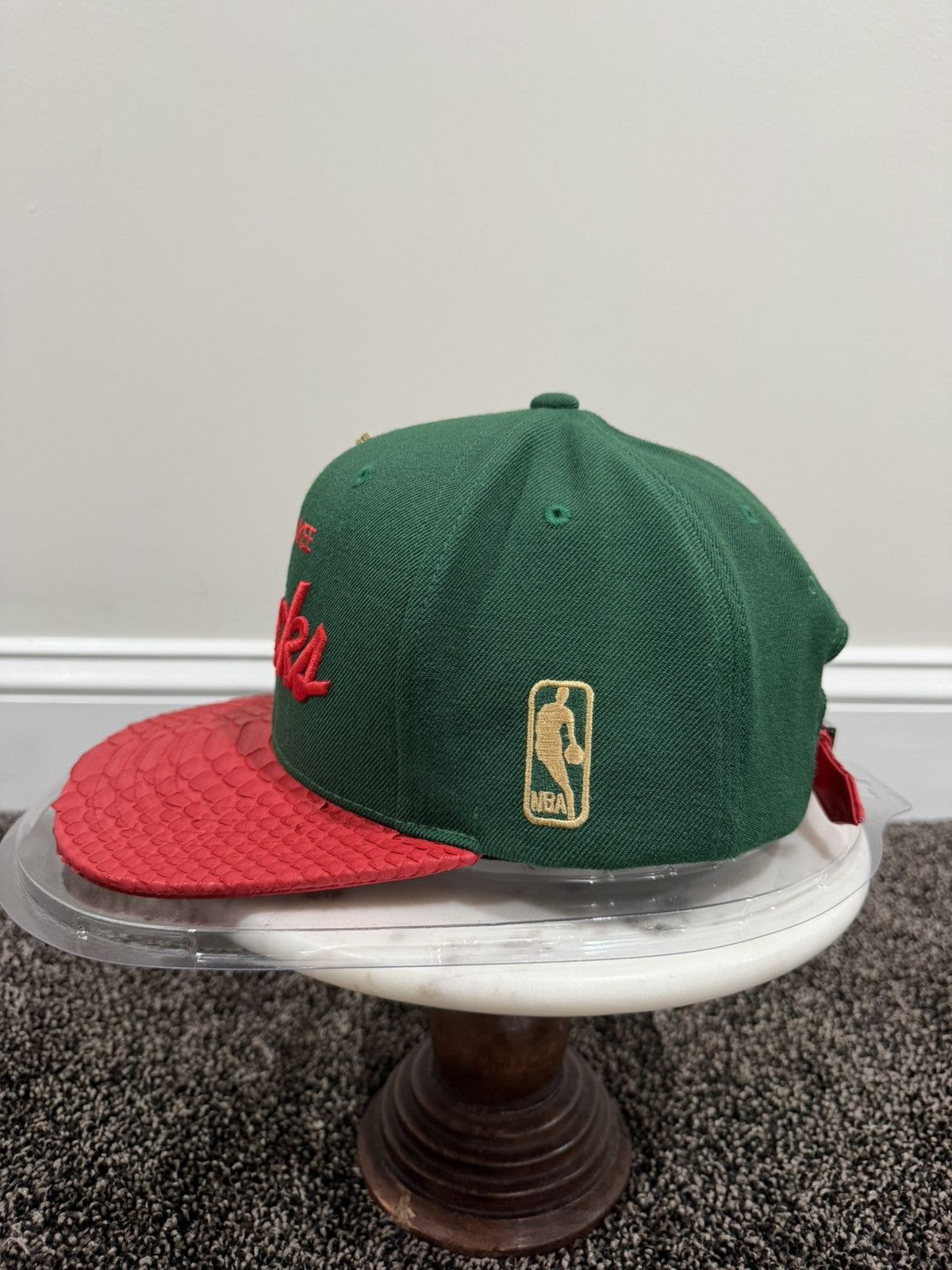 Just Don × Mitchell & Ness Just Don x Mitchell & Ness NBA Milwaukee Bucks Green/Red Hat Size ONE SIZE - 4 Thumbnail