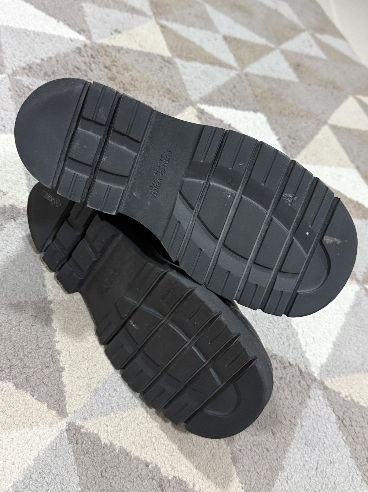 Bottega Veneta Bottega Veneta Lug Ankel Boot Calfskin Size US 4.5 / IT 34.5 - 4 Thumbnail