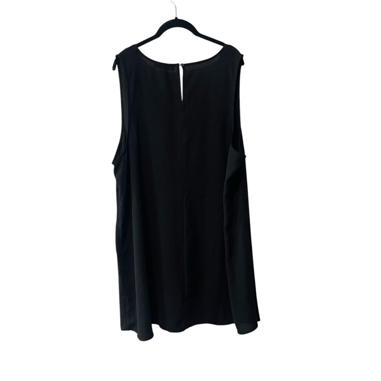 Forever 21 Forever 21 Sleeveless A Line Keyhole Back Dress 3X Plus Size Size 3XL / US 20-22 - 2 Thumbnail