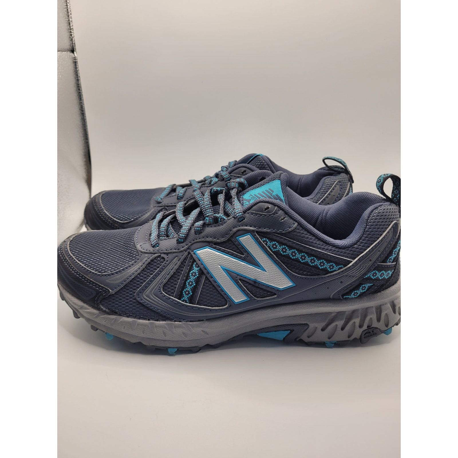 Nike Nike Women Sneakers New Balance Navy/Turquoise/Grey Sz 9 Size US 9 / IT 39 - 3 Thumbnail