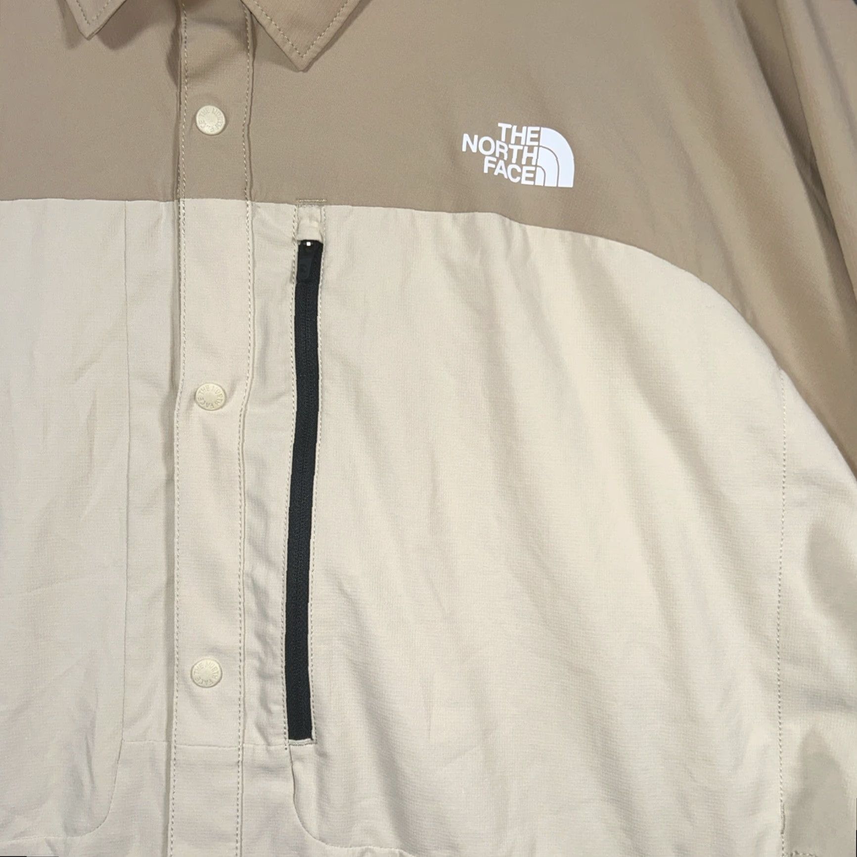 The North Face The North Face Button-Up Mens XXL Ivory Zip Pocket Hiking Button Snap Fishing Shirt Size US M / EU 48-50 / 2 - 3 Thumbnail
