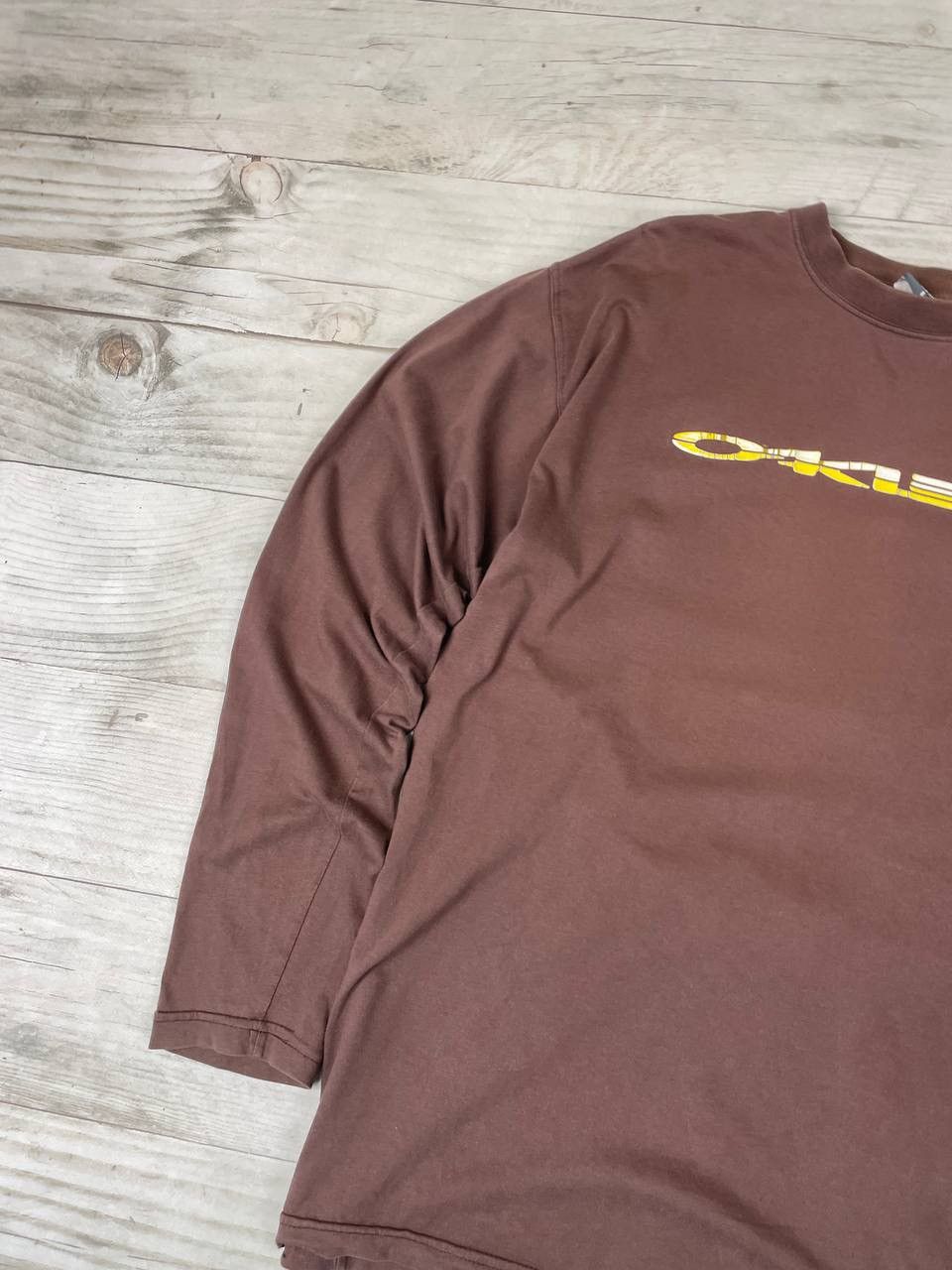 Oakley Vintage Oakley Big Logo Long Sleeve T Shirt 90s USA Size US L / EU 52-54 / 3 - 5 Thumbnail
