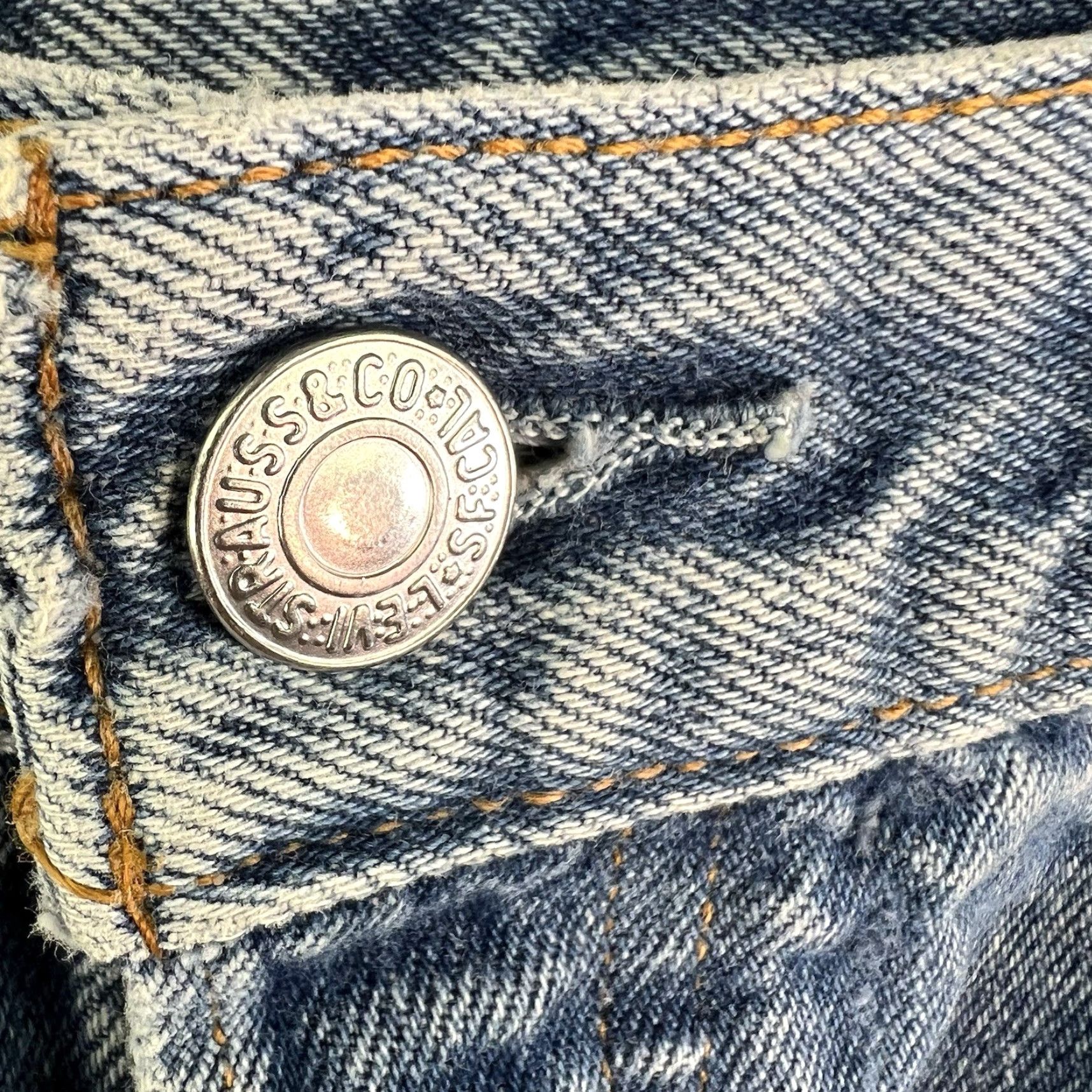Levi's VINTAGE Levi's 501 Jeans Men's Size 34 Medium Blue Distressed 80s US Retro Straight Fit Size US 34 / EU 50 - 5 Thumbnail
