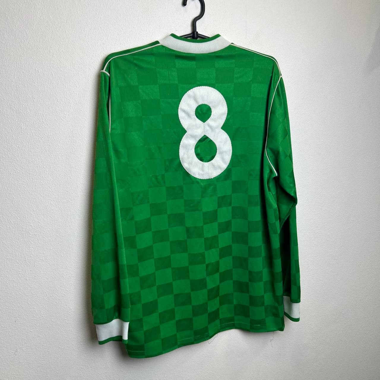 Umbro Vintage 90s Umbro basic rare soccer jersey longsleeve Size US L / EU 52-54 / 3 - 12 Thumbnail