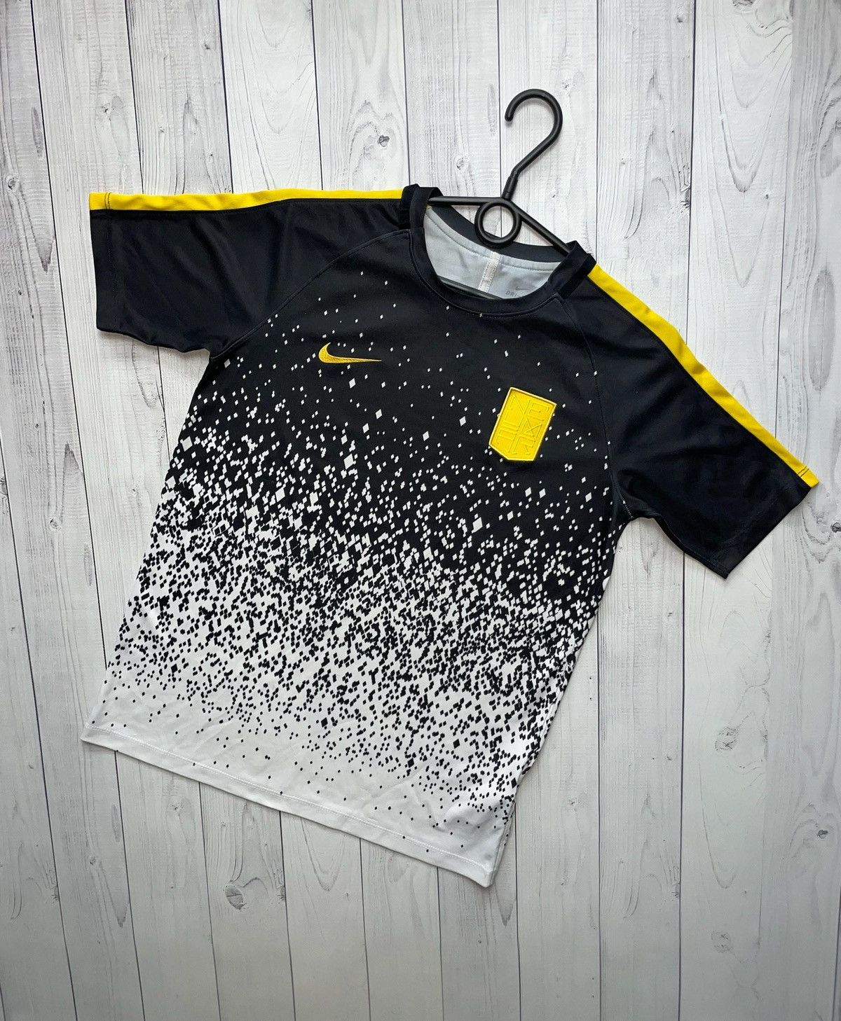 Nike × Vintage Vintage Nike Neymar soccer tee logo size Xs/S Size US XS / EU 42 / 0 - 1 Thumbnail