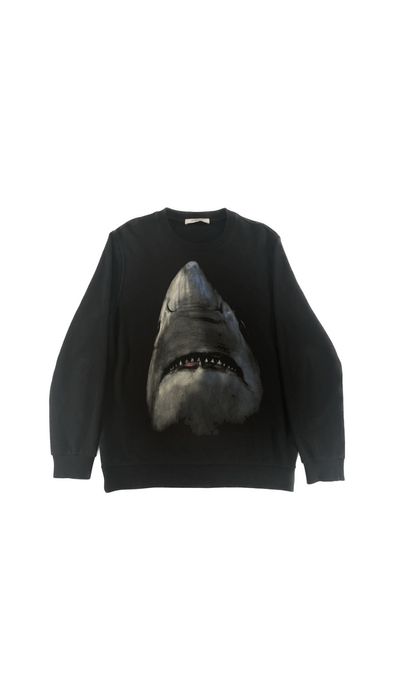 Givenchy best sale shark sweater