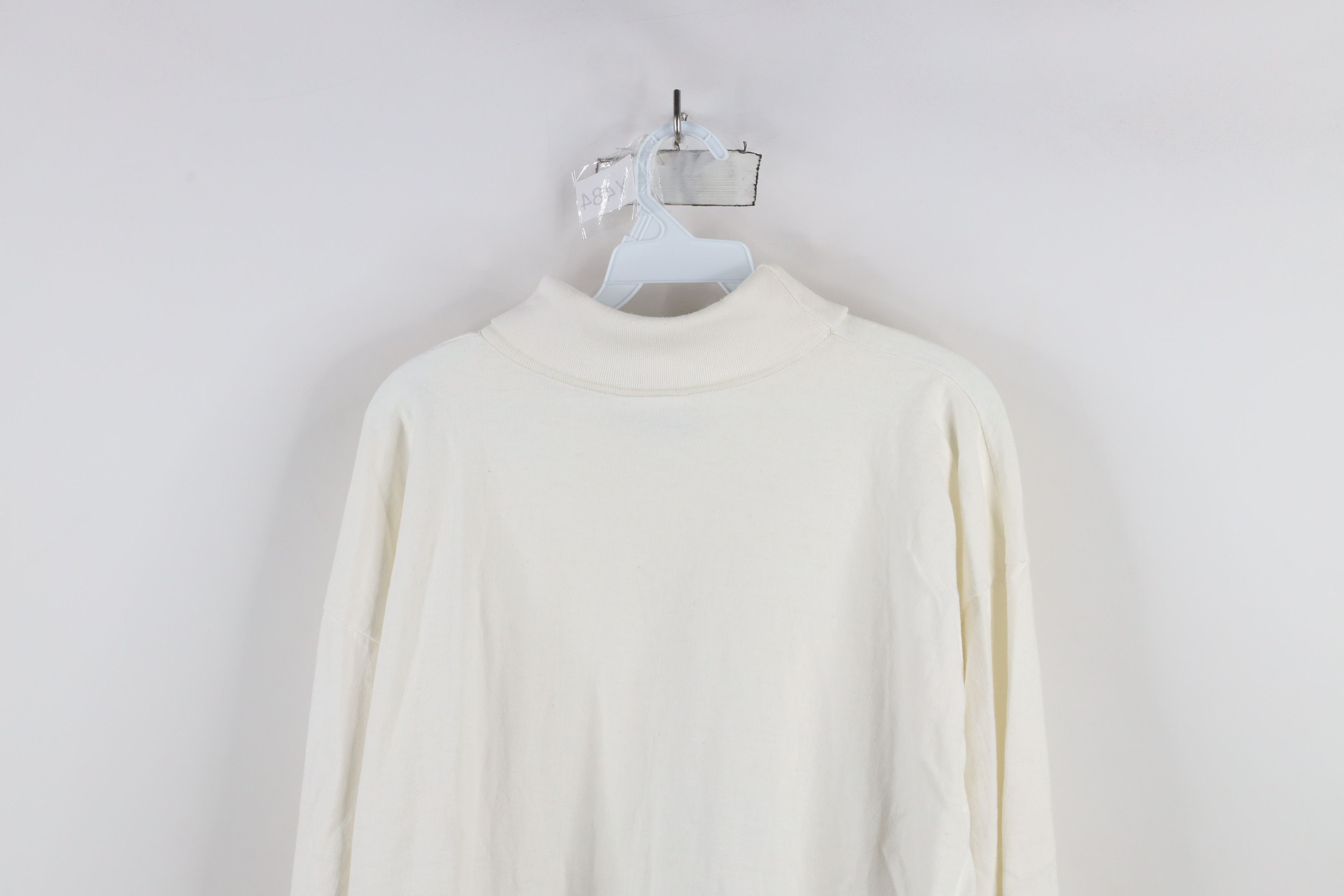 Vintage Vintage 90s University of Michigan Turtleneck T-Shirt USA Size US XL / EU 56 / 4 - 13 Thumbnail