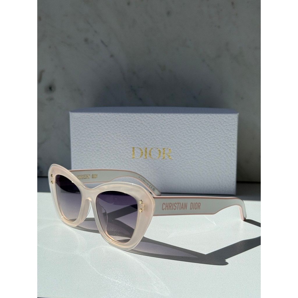 Dior NEW Dior Pacific B3U Logo Sunglasses Cat Eye Milky Pink Size ONE SIZE - 4 Thumbnail