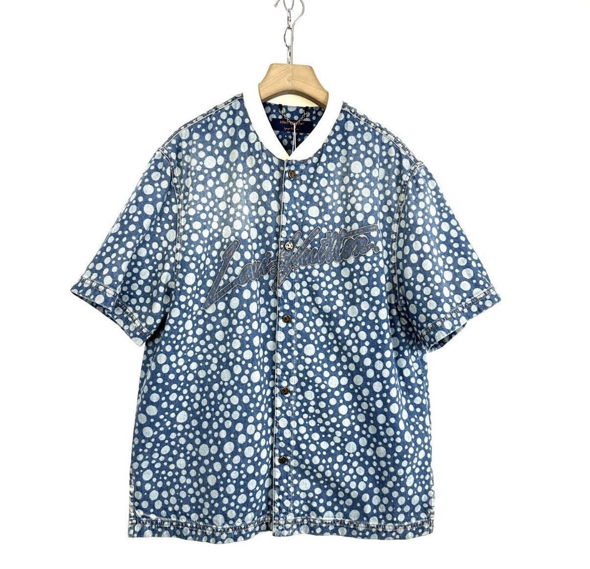 Louis Vuitton Blue Polka Dot Short Sleeve Button-Up Shirt L Size US L / EU 52-54 / 3 - 1 Thumbnail