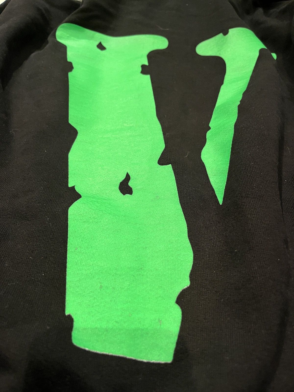 Vlone Vlone I love Chi Chicago Pop Up Hoodie I love Gun Black Size US L / EU 52-54 / 3 - 8 Thumbnail